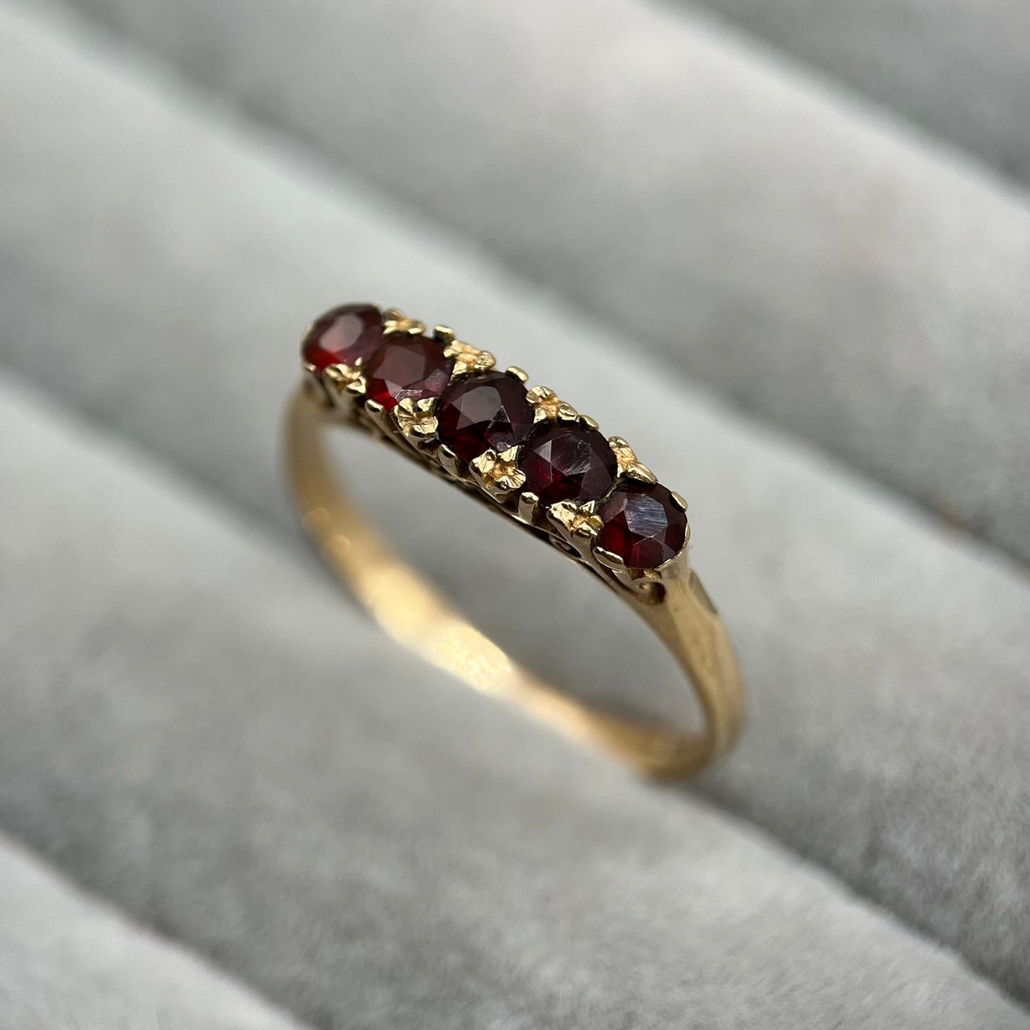 1980s Vintage 9ct Gold Garnet Five-Stone Ring
