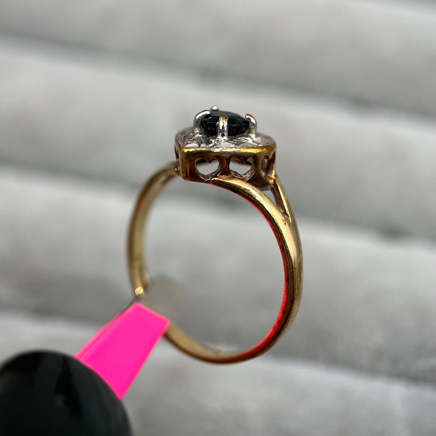 Vintage 9ct Gold Sapphire & Diamond Heart Ring
