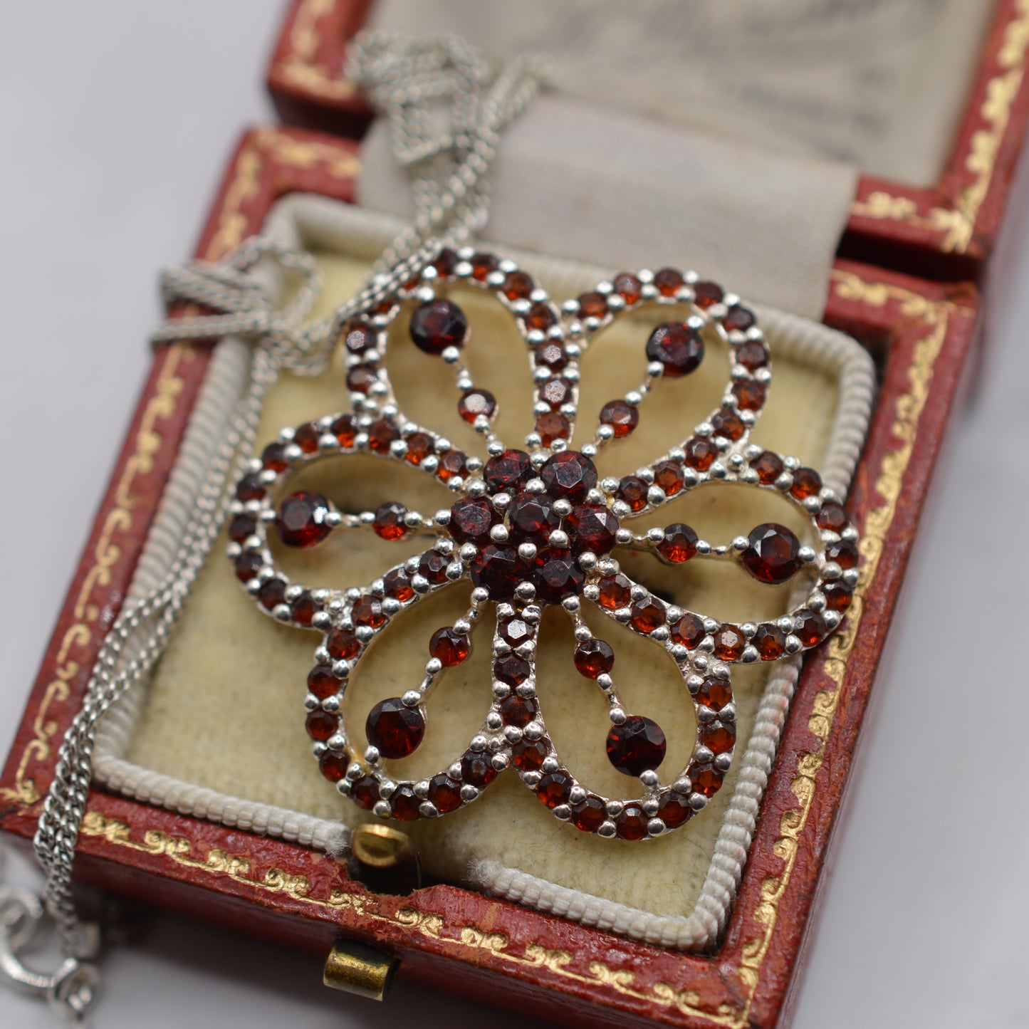 Vintage Large Sterling Silver Garnet Floral Cluster Pendant Necklace (17" Chain)