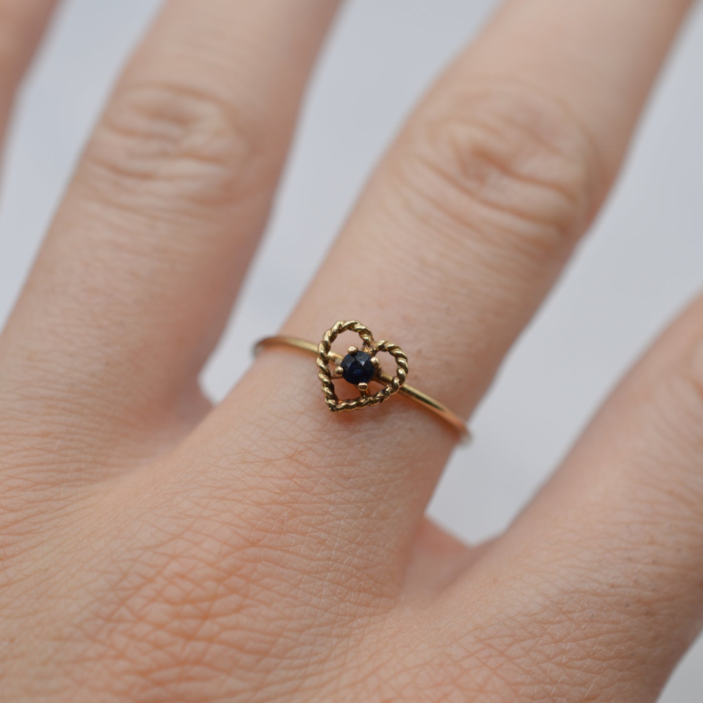 1980s 9ct Gold Sapphire Heart Ring