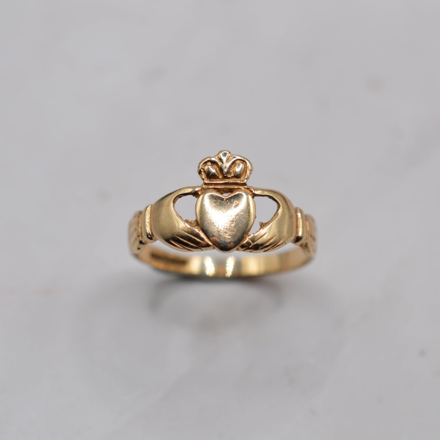 1990s 9ct Gold Claddagh Ring