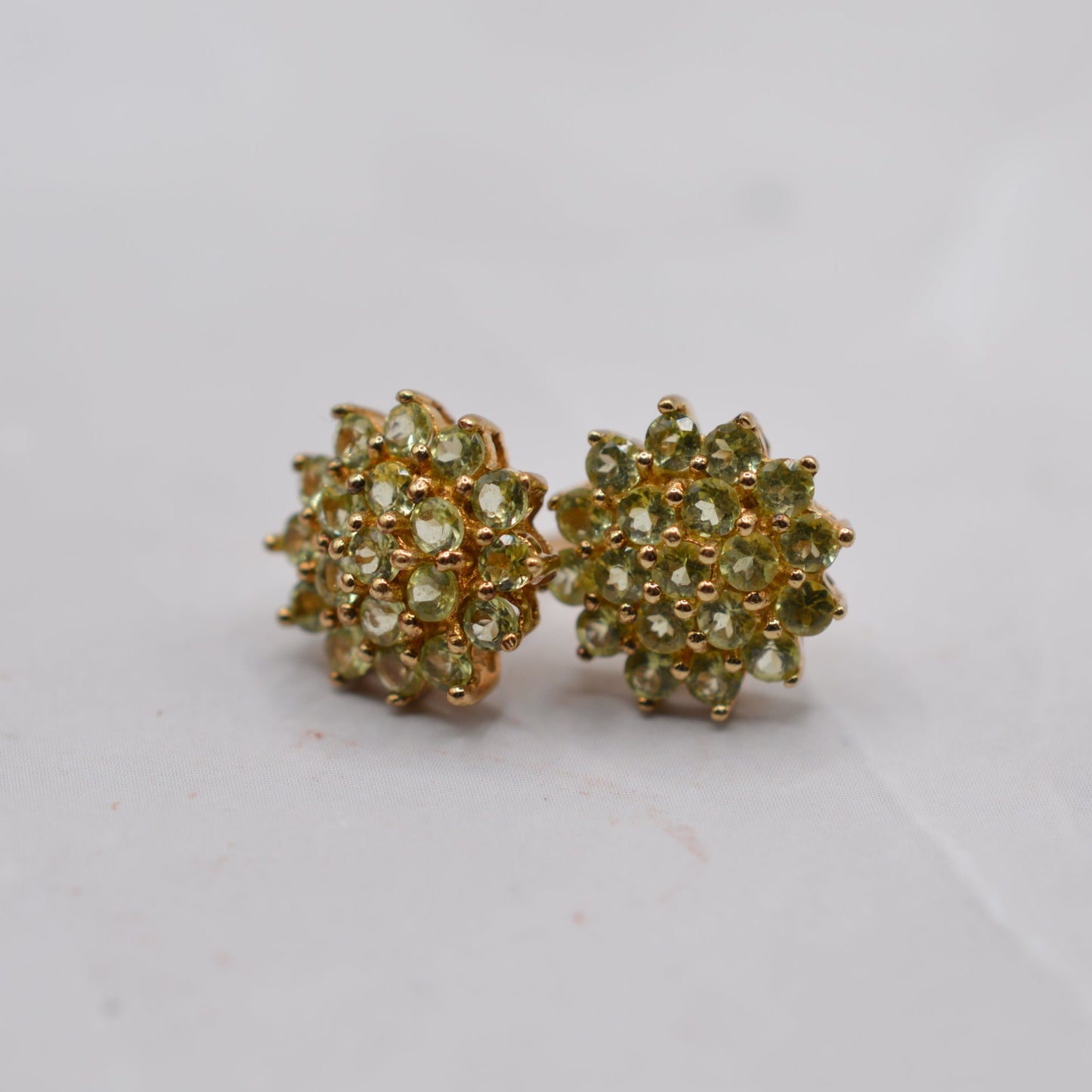 Y2K 9ct Gold Peridot Cluster Stud Earrings