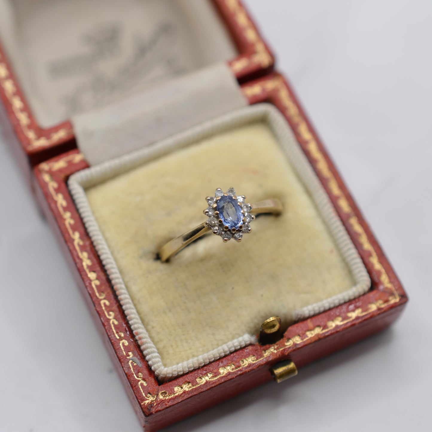 9ct Gold Sapphire & Diamond Cluster Ring