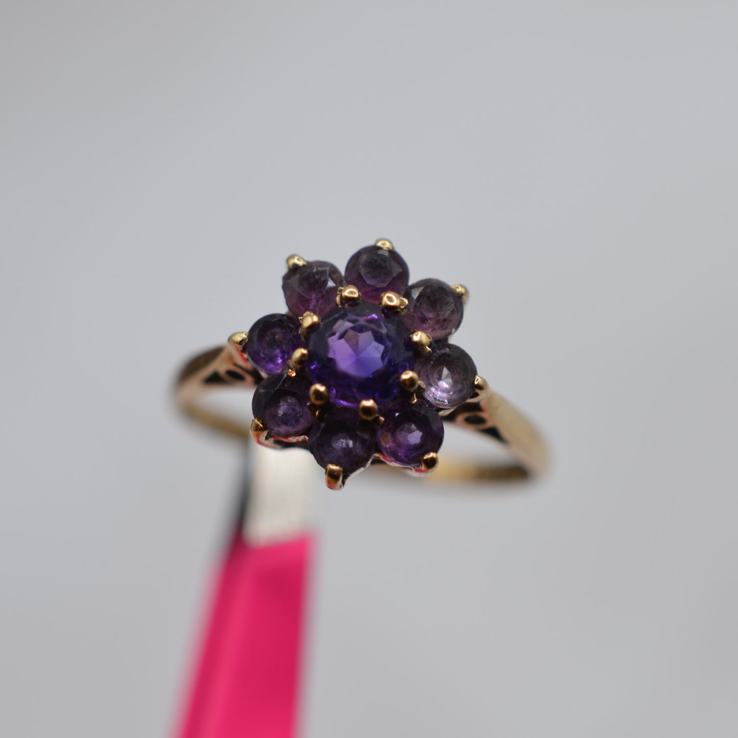 1970s Vintage 9ct Gold Amethyst Floral Cluster Ring