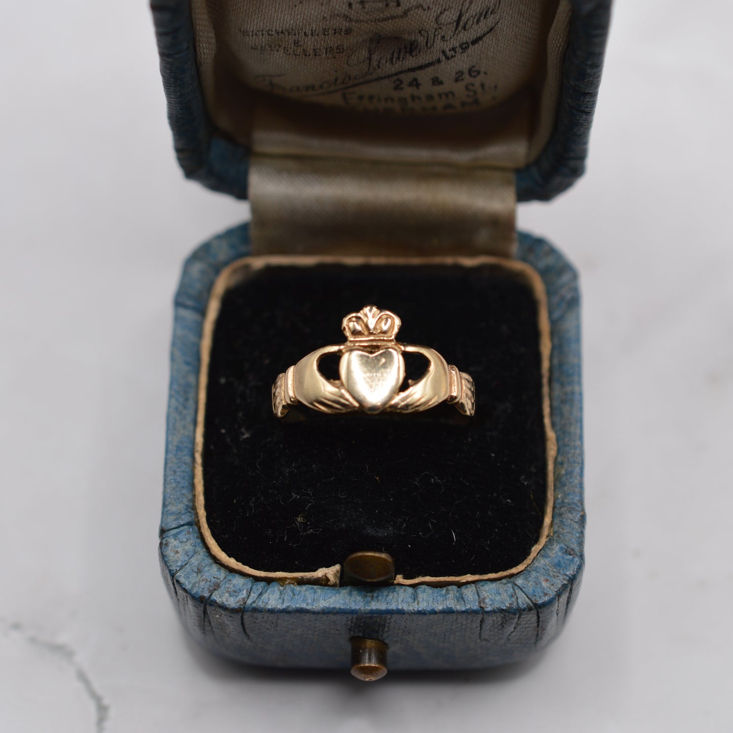 1990s 9ct Gold Claddagh Ring