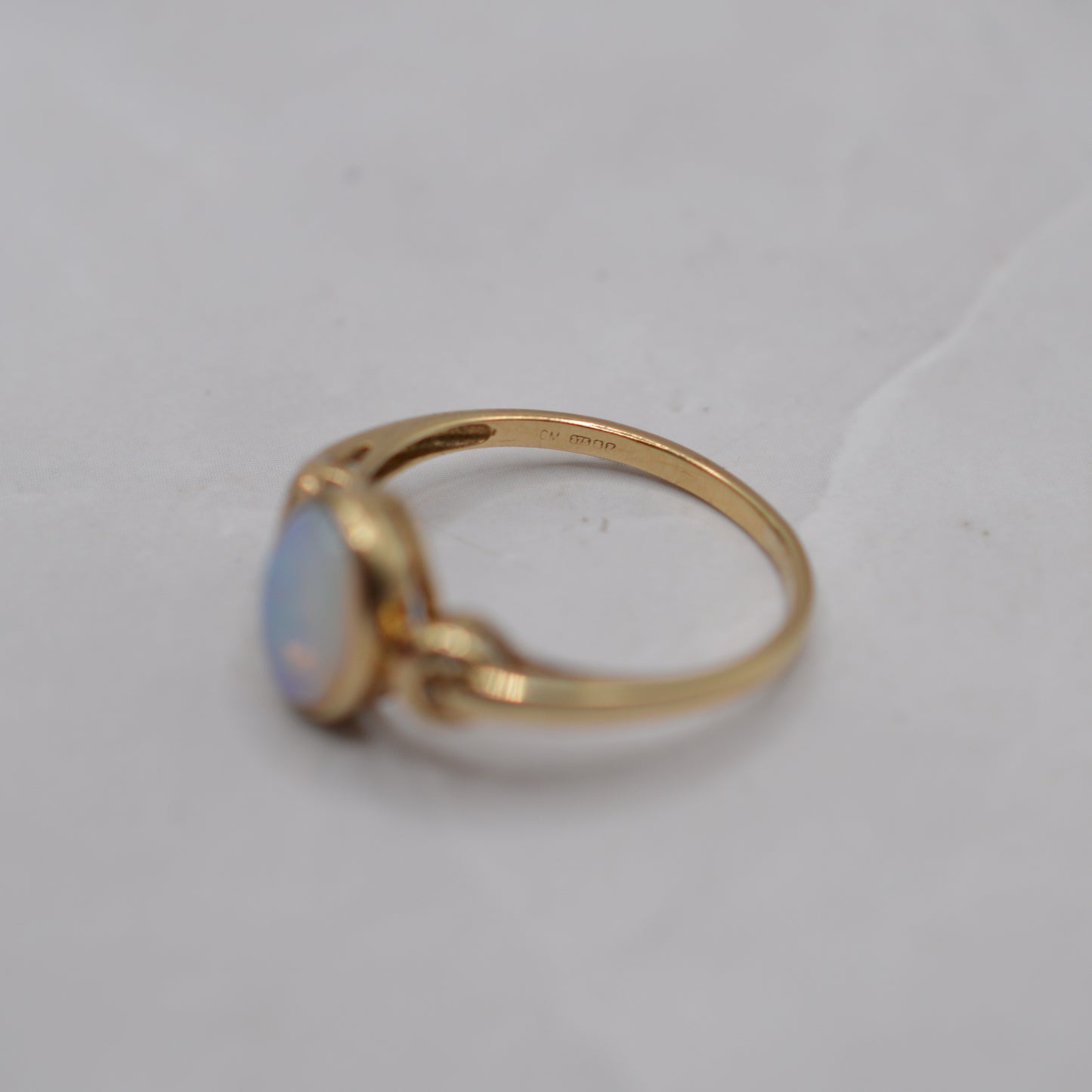 1980s 9ct Gold Opal Solitaire Ring