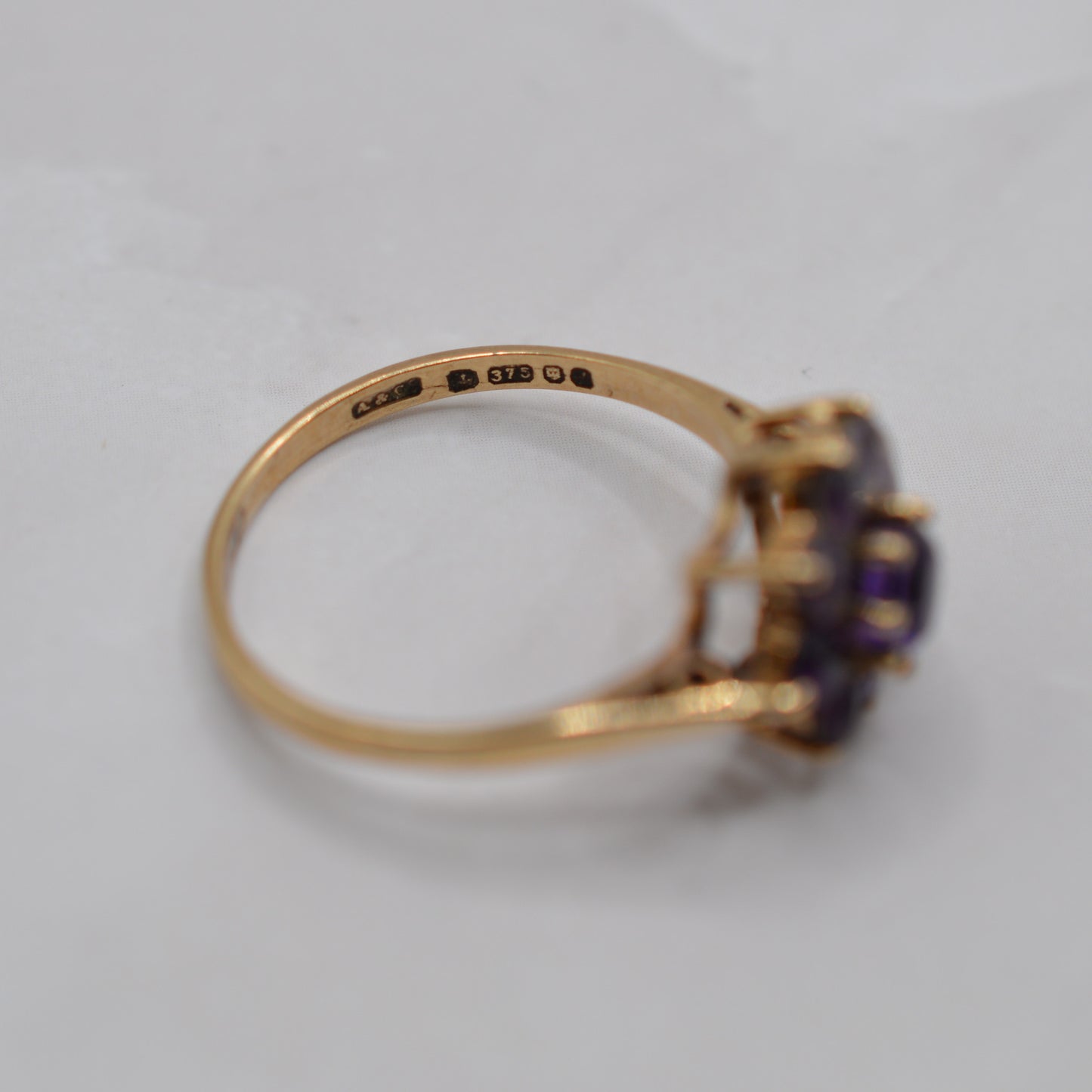 1970s Vintage 9ct Gold Amethyst Floral Cluster Ring