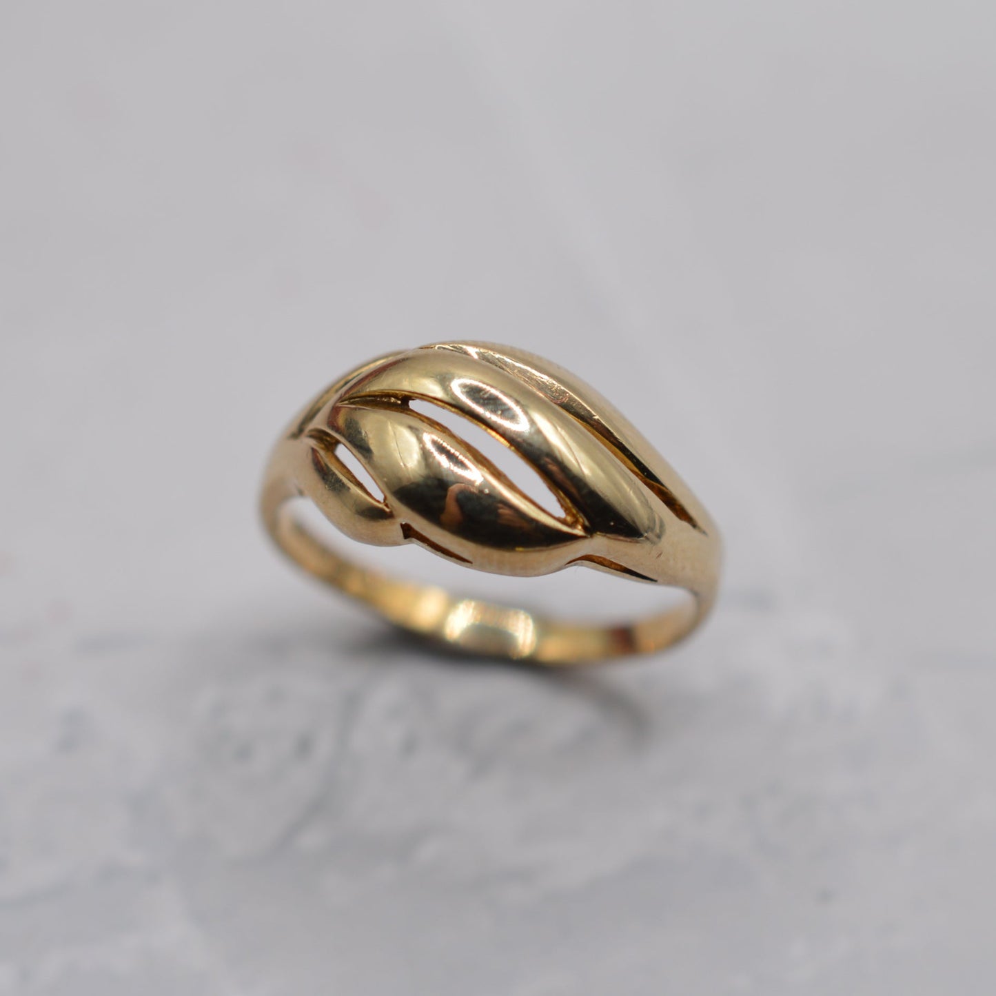 1980s 9ct Gold Chunky Leaf Ring