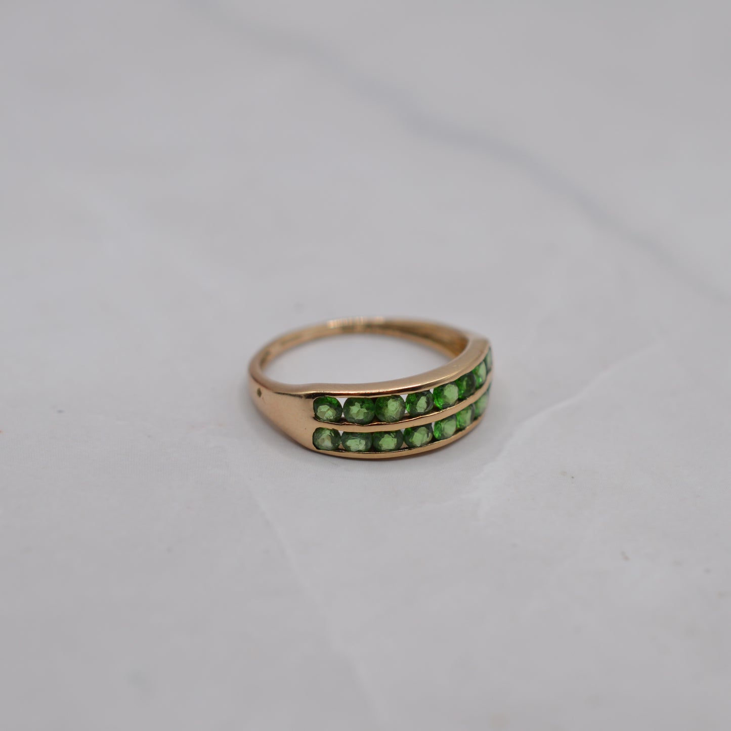 9ct Gold Green Garnet Double-Row Ring