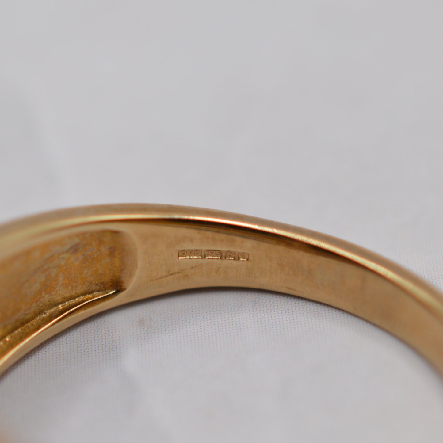 Chunky 9ct Gold Amethyst Channel-Set Crossover Ring