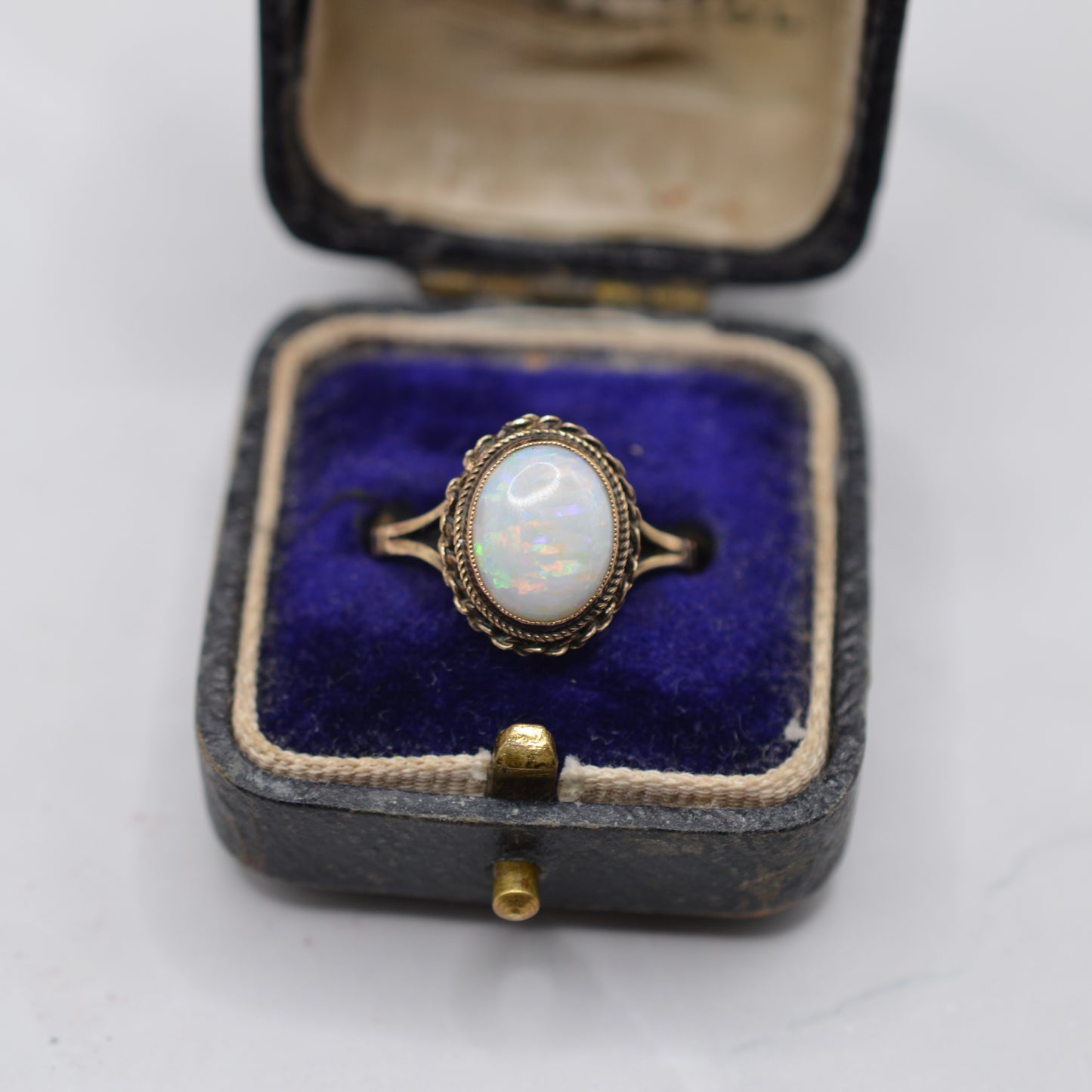 1970s Vintage 9ct Gold Opal Ring with Rope-Twist Detail