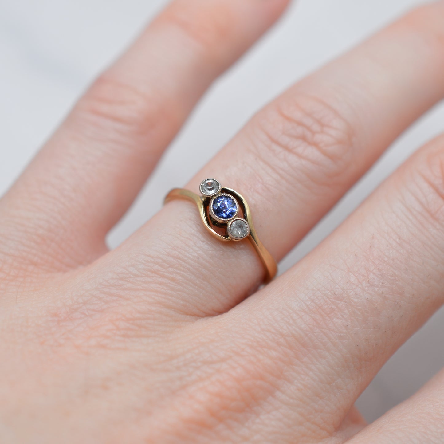 Antique 18ct Gold Sapphire Trilogy Bypass Ring