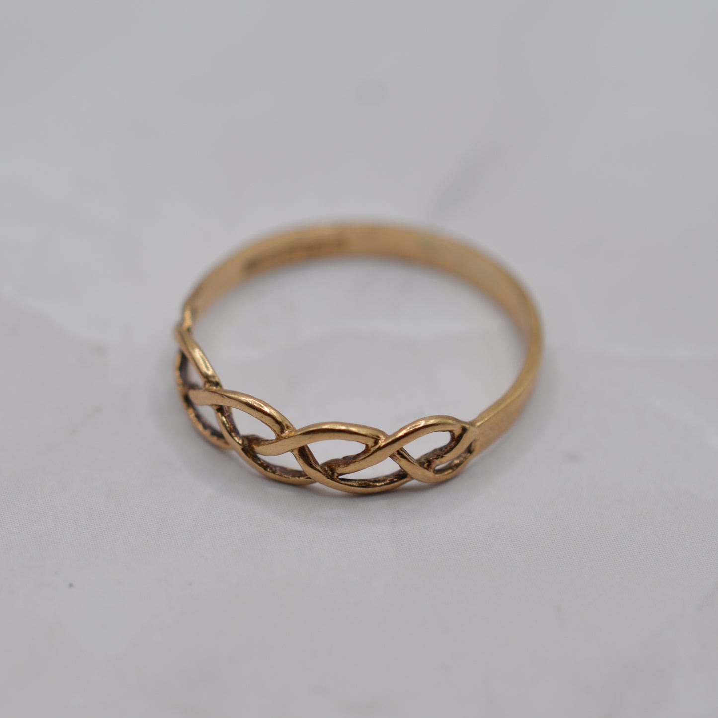 1980s Vintage 9ct Gold Celtic Braid Ring