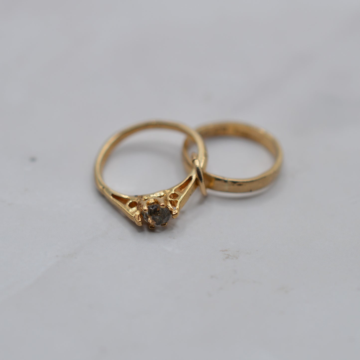 1980s 9ct Gold Wedding Rings Charm
