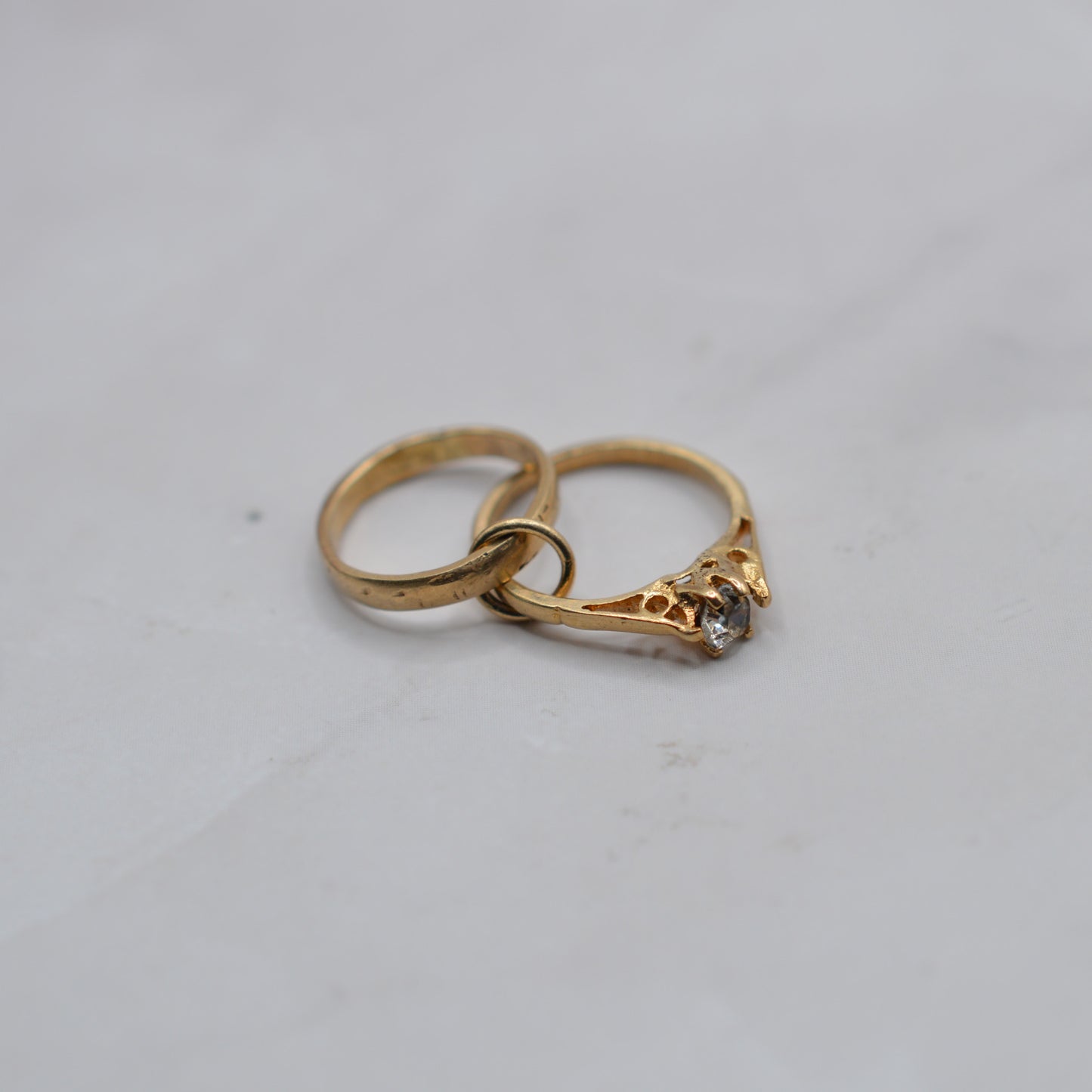 1980s 9ct Gold Wedding Rings Charm