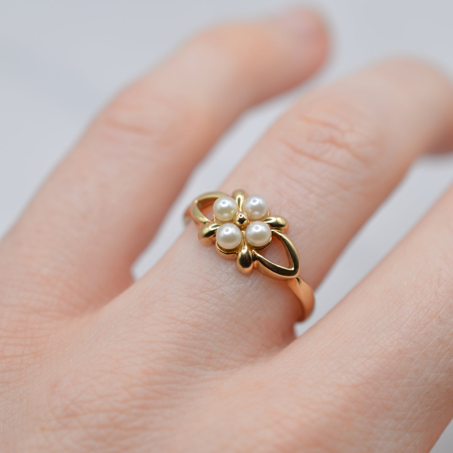 9ct Gold Pearl Floral Cluster Ring