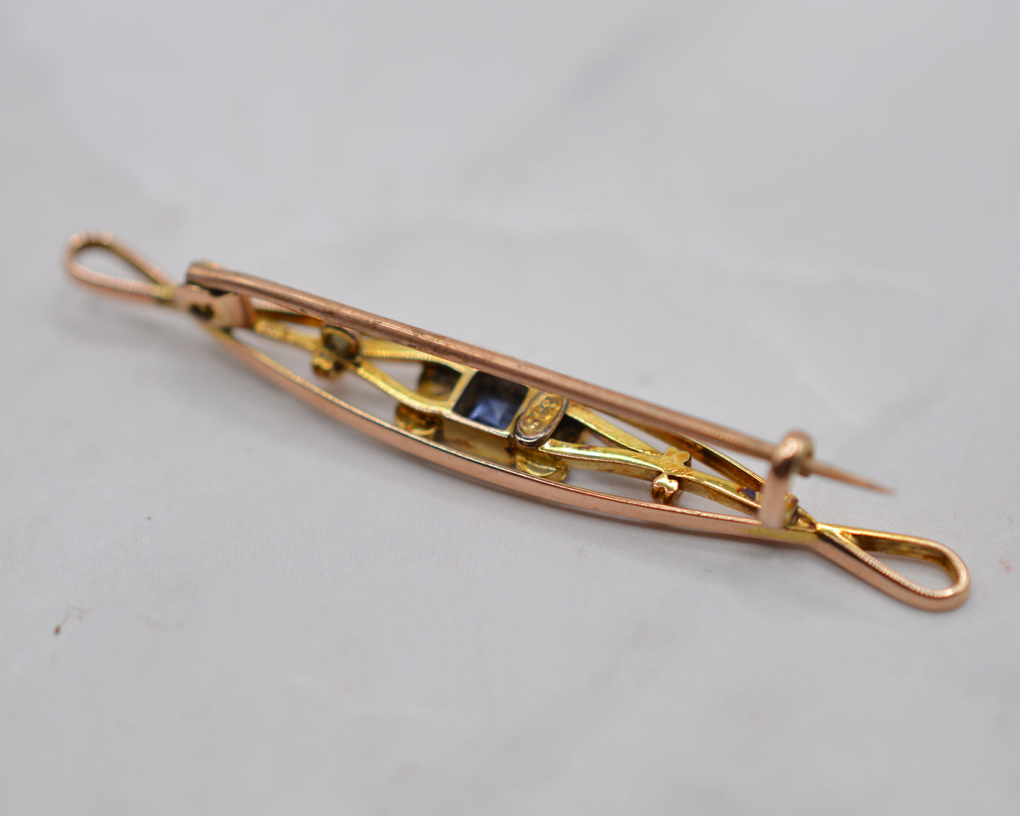 Antique Edwardian 9ct Gold Blue Topaz & Seed Pearl Brooch