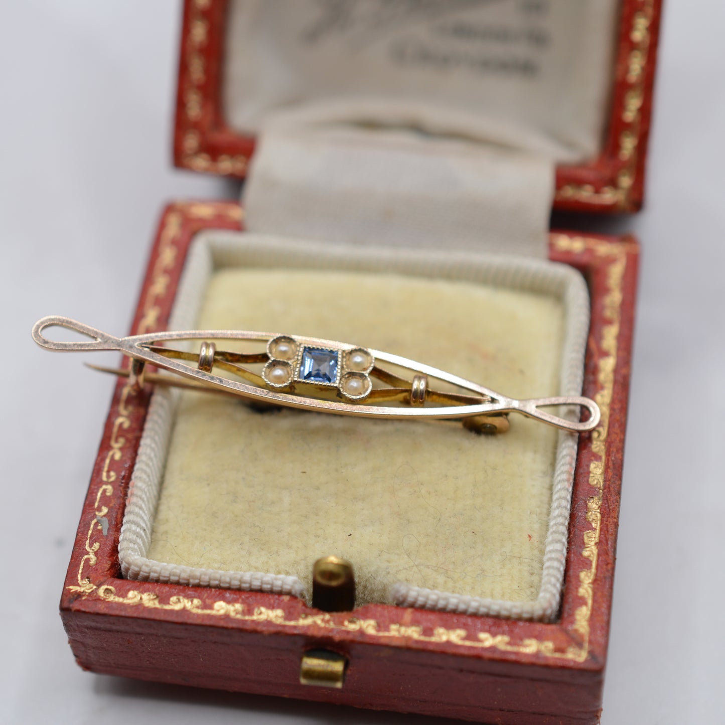 Antique Edwardian 9ct Gold Blue Topaz & Seed Pearl Brooch