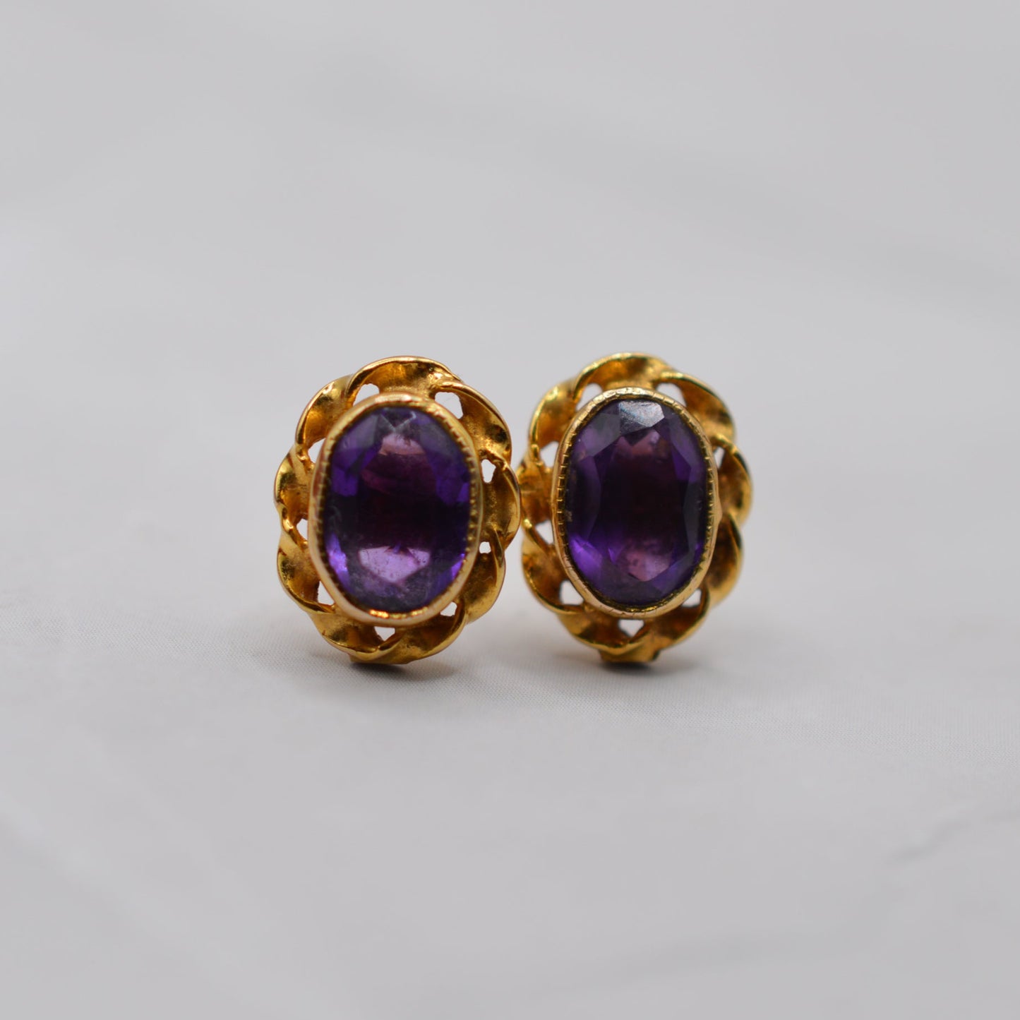 1970s Vintage 9ct Gold Amethyst Stud Earrings