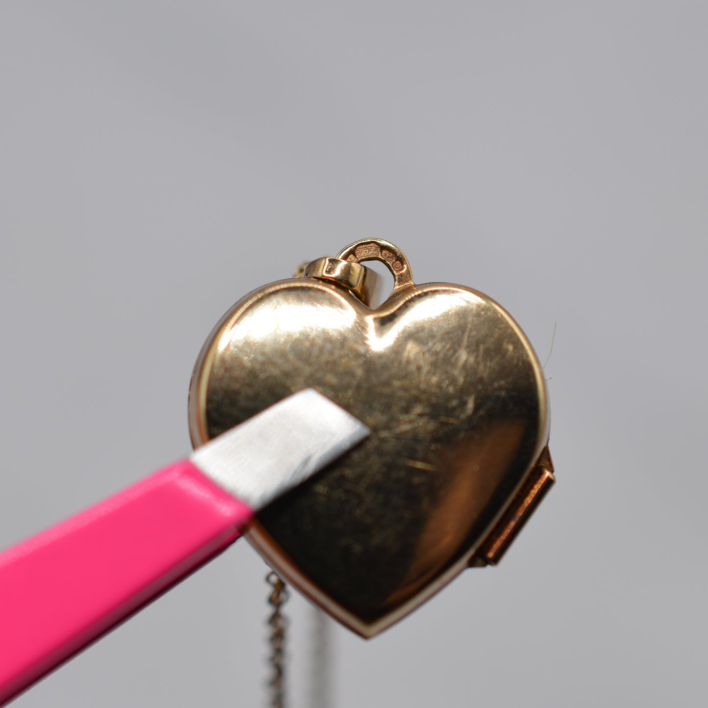9ct Gold Heart Locket Pendant Necklace (16”)
