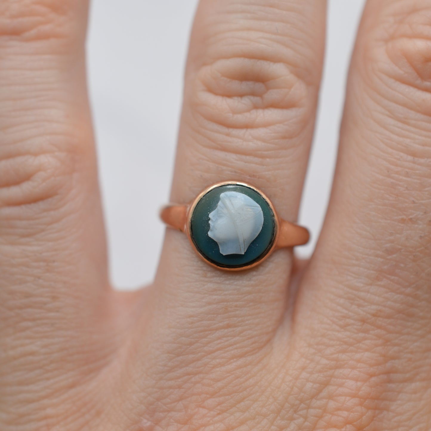 Antique 1913 Edwardian 9ct Gold Agate Cameo Ring