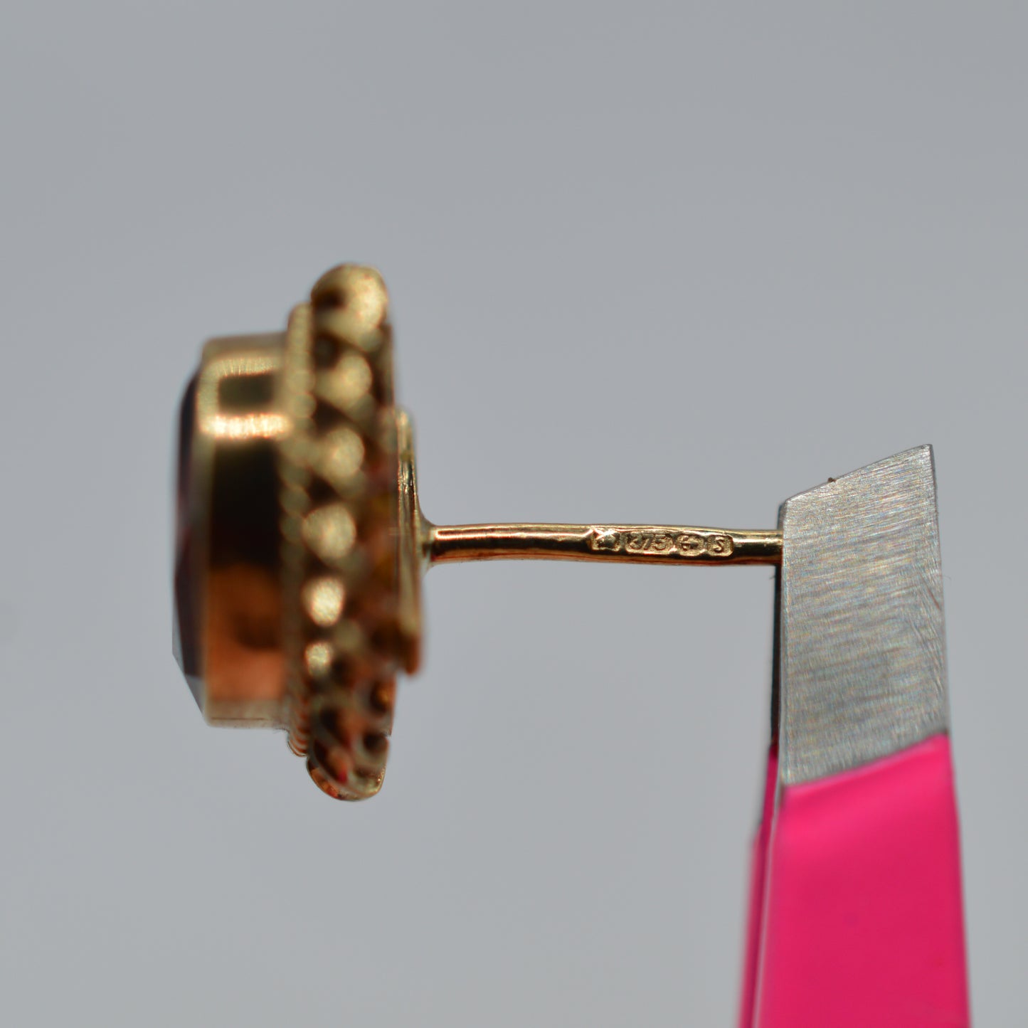 1990s Vintage 9ct Gold Garnet Stud Earrings