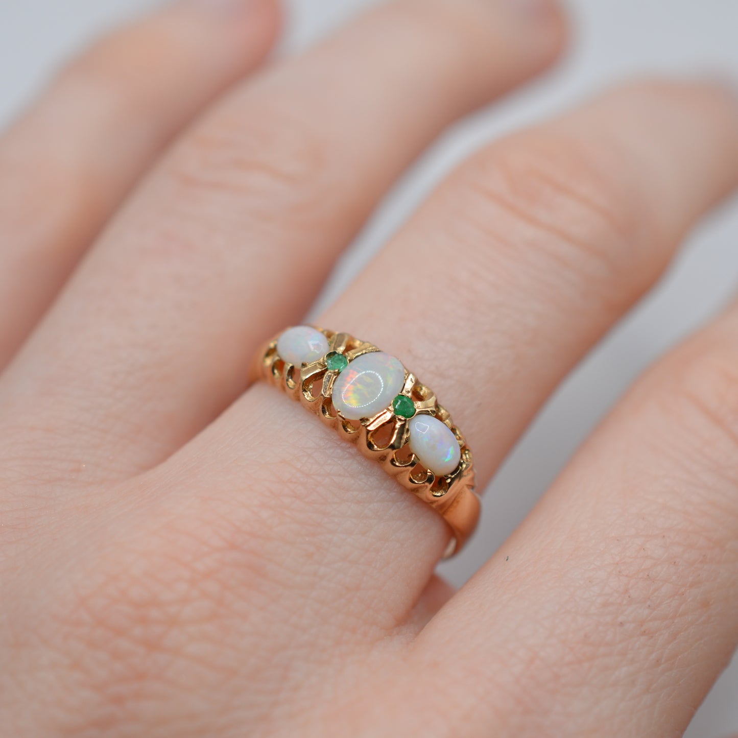 1970s Vintage 9ct Gold Opal & Emerald Ring