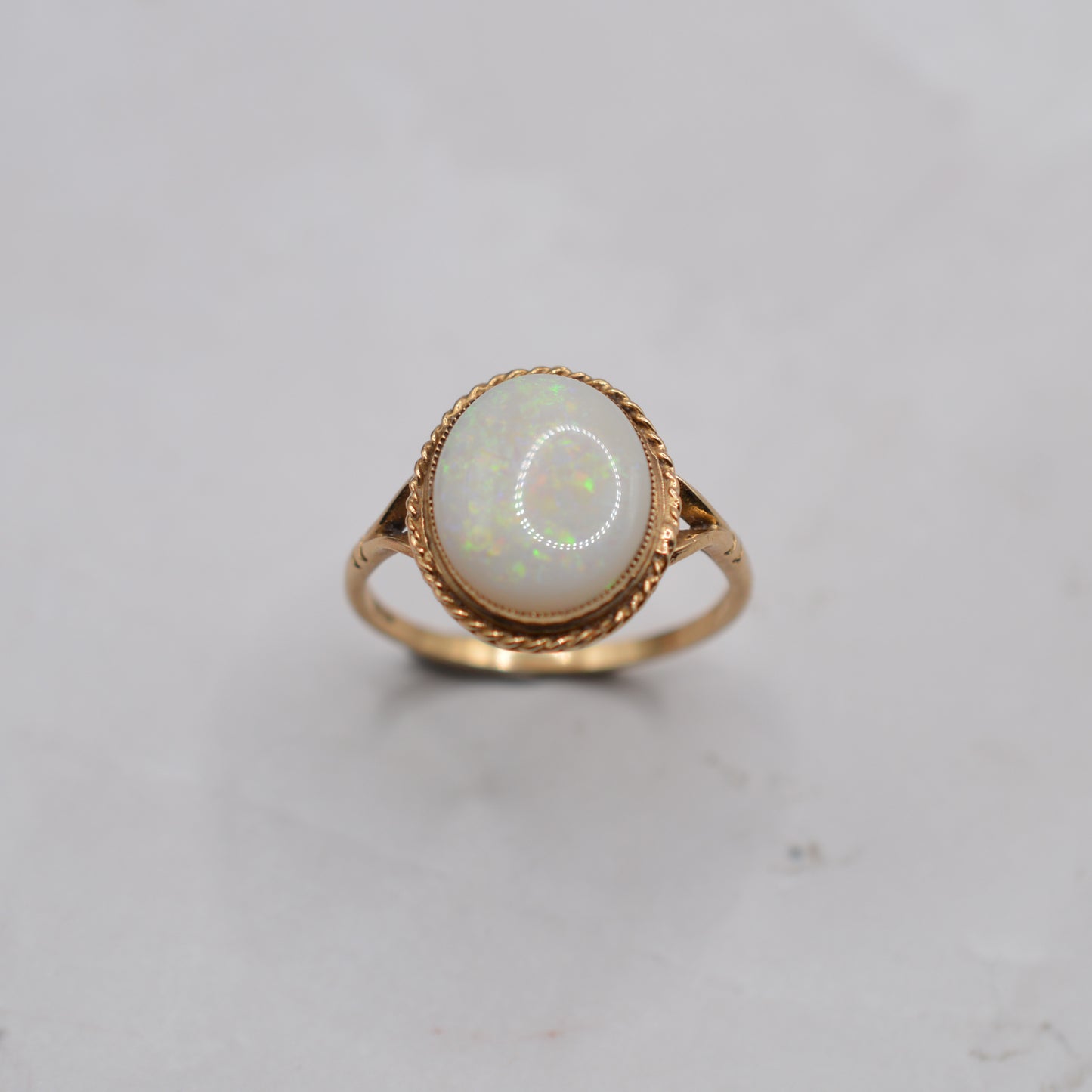 1980s Vintage 9ct Gold Opal Ring with Rope-Twist Border