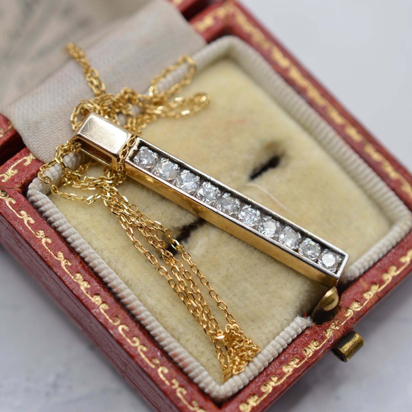 1980s 9ct Gold 0.50ct Diamond Pendant Necklace (18" Chain)