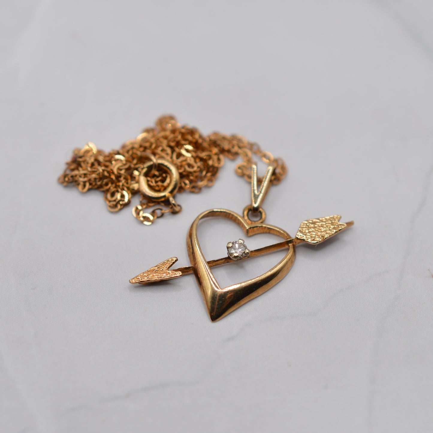 1970s Vintage 9ct Gold Diamond Heart & Arrow Pendant Necklace (18" Chain)