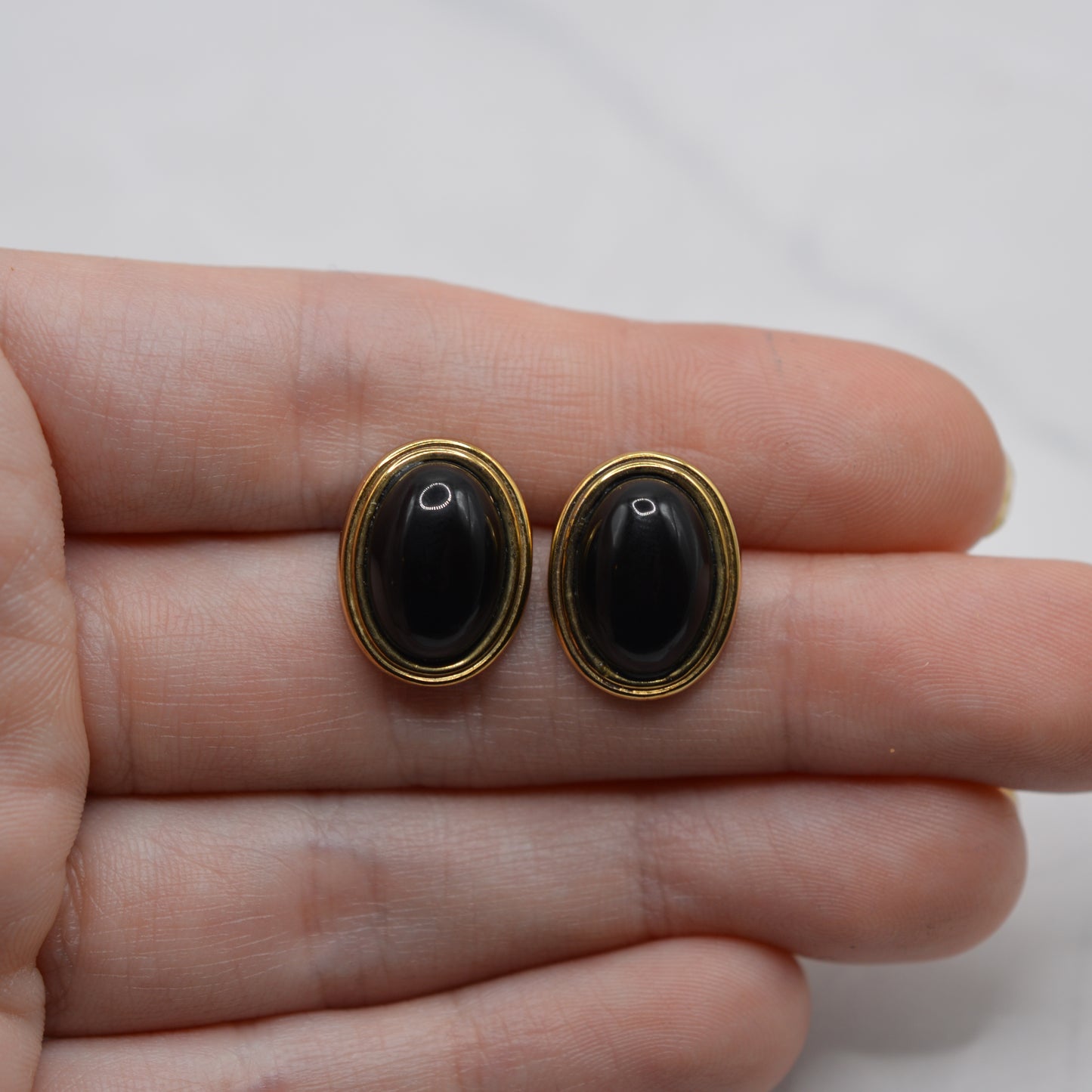 Large 1980s 9ct Gold Onyx Stud Earrings