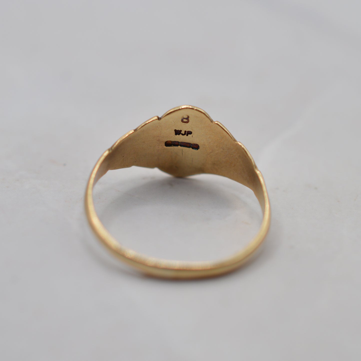 1970s Vintage 9ct Gold Shield & Foliate Signet Ring