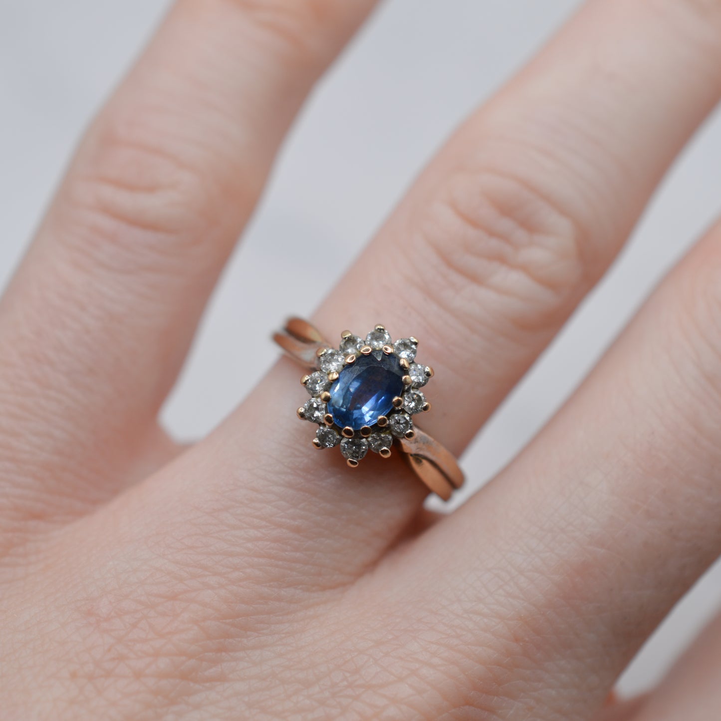 9ct Gold Sapphire & Diamond Cluster Ring