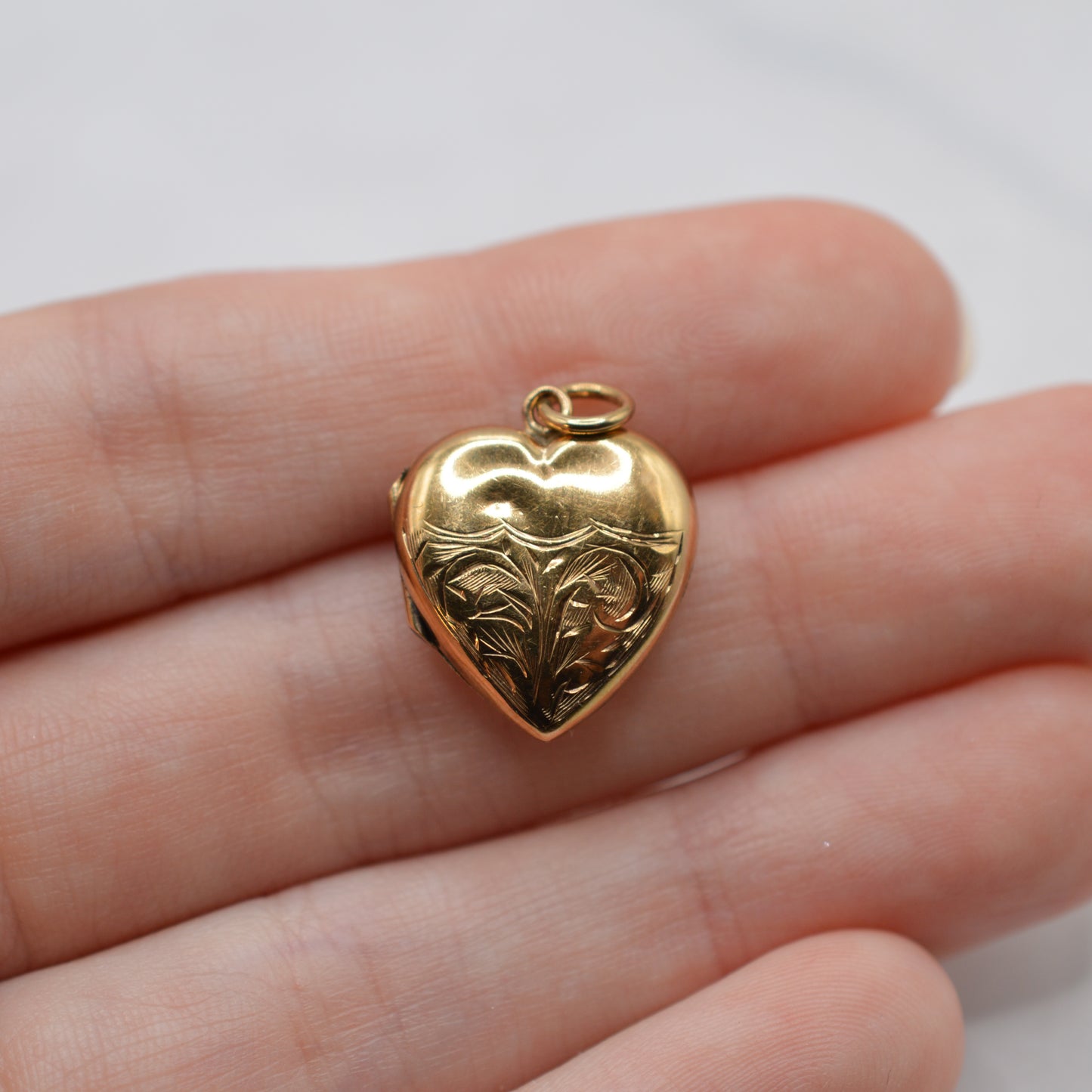 1955 Vintage 9ct Gold Heart Locket Pendant