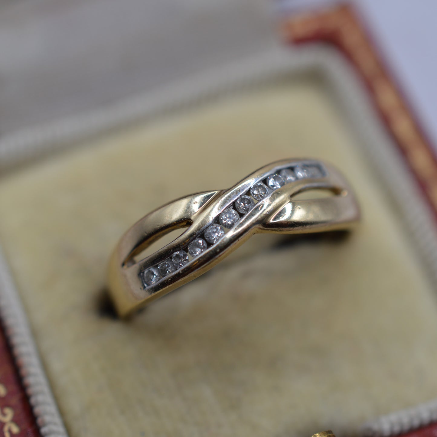 9ct Gold Diamond Crossover Ring