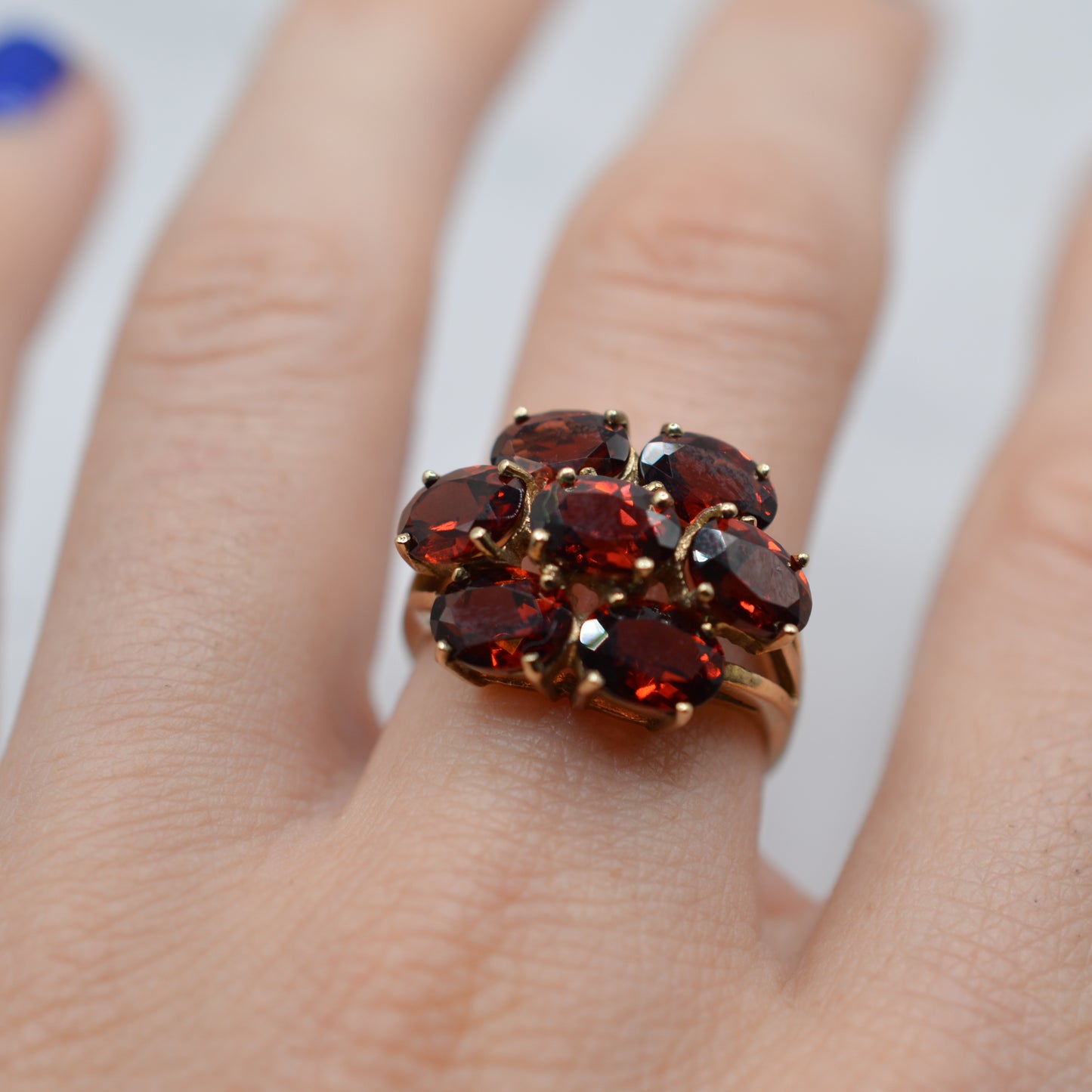 Y2K Chunky 9ct Gold Garnet Cluster Ring