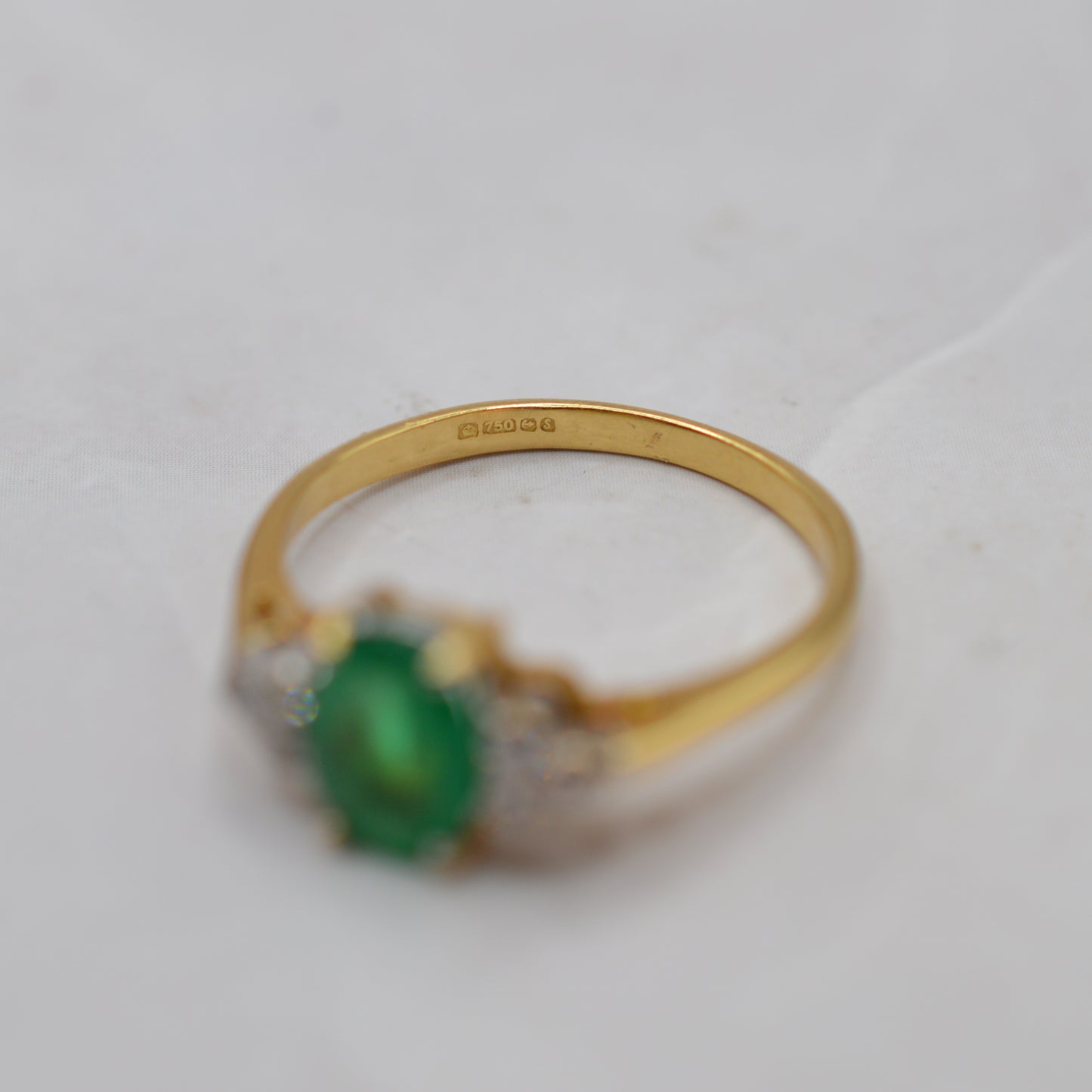 1990s 18ct Gold Emerald & Diamond Ring