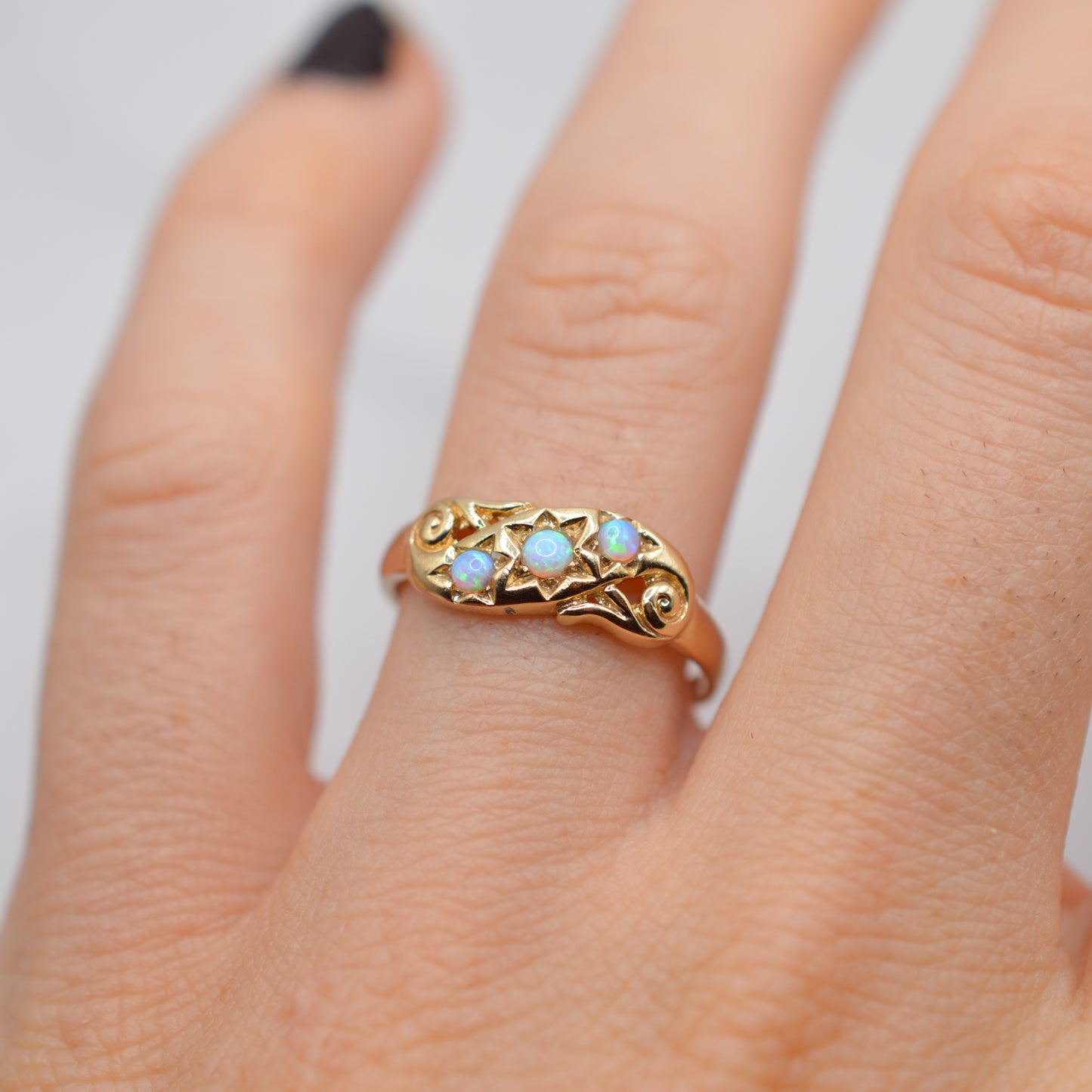 9ct Gold Opal Trilogy Ring