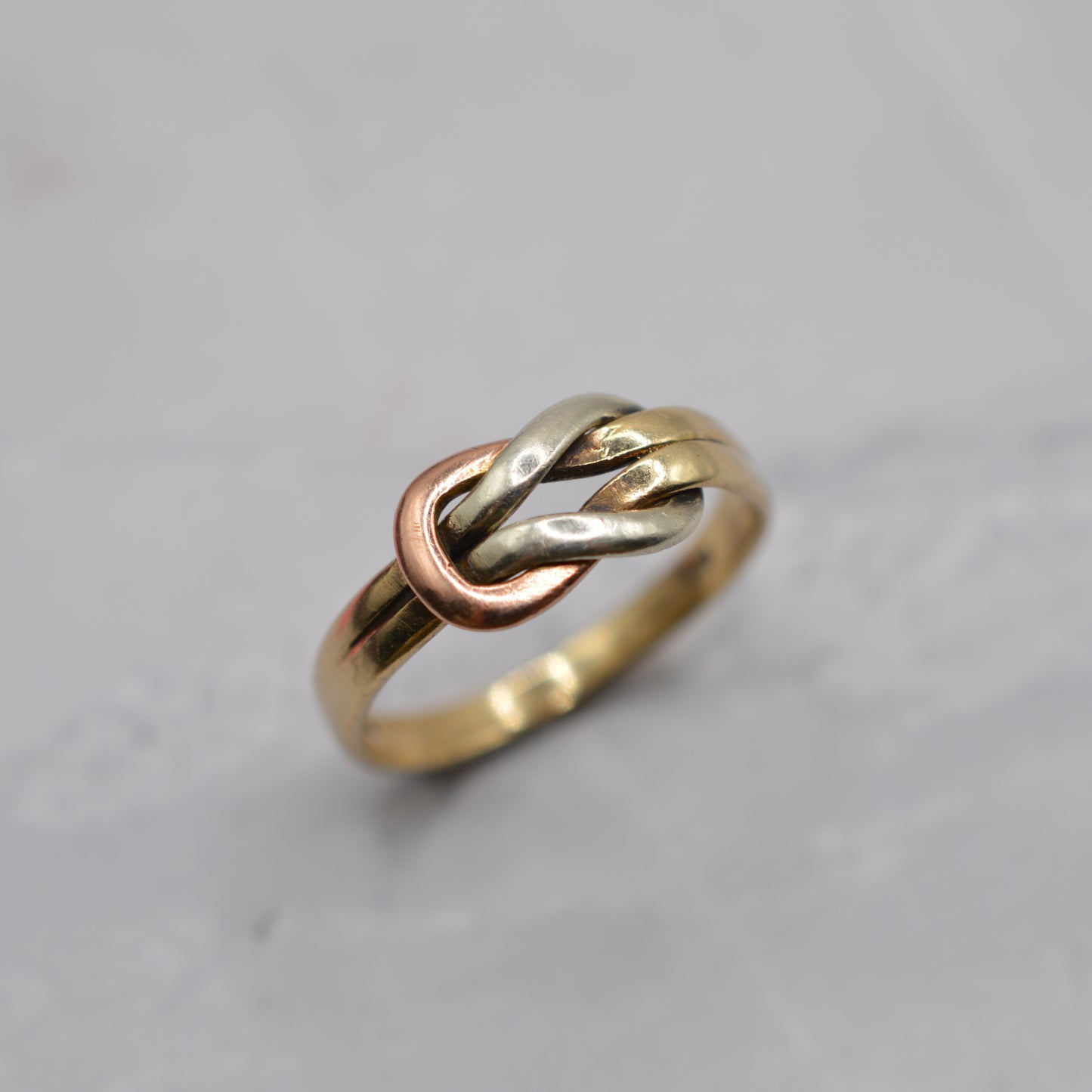 1980s Vintage 9ct Gold Tricolour Twist Knot Ring