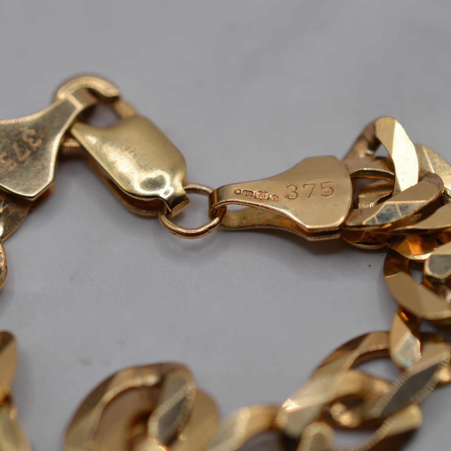 Vintage Heavy 9ct Gold Curb Link Bracelet