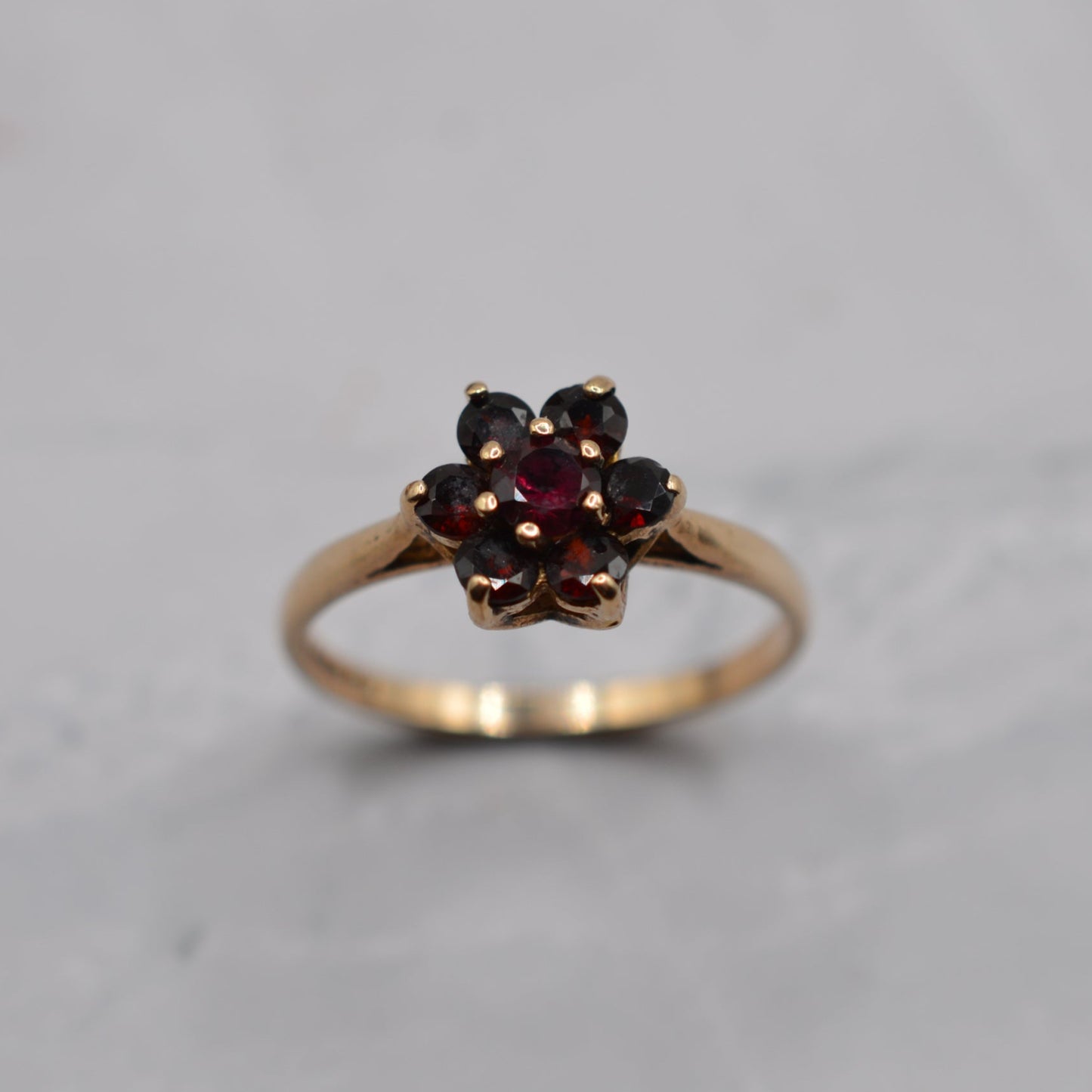 1970s Vintage 9ct Gold Garnet Floral Cluster Ring