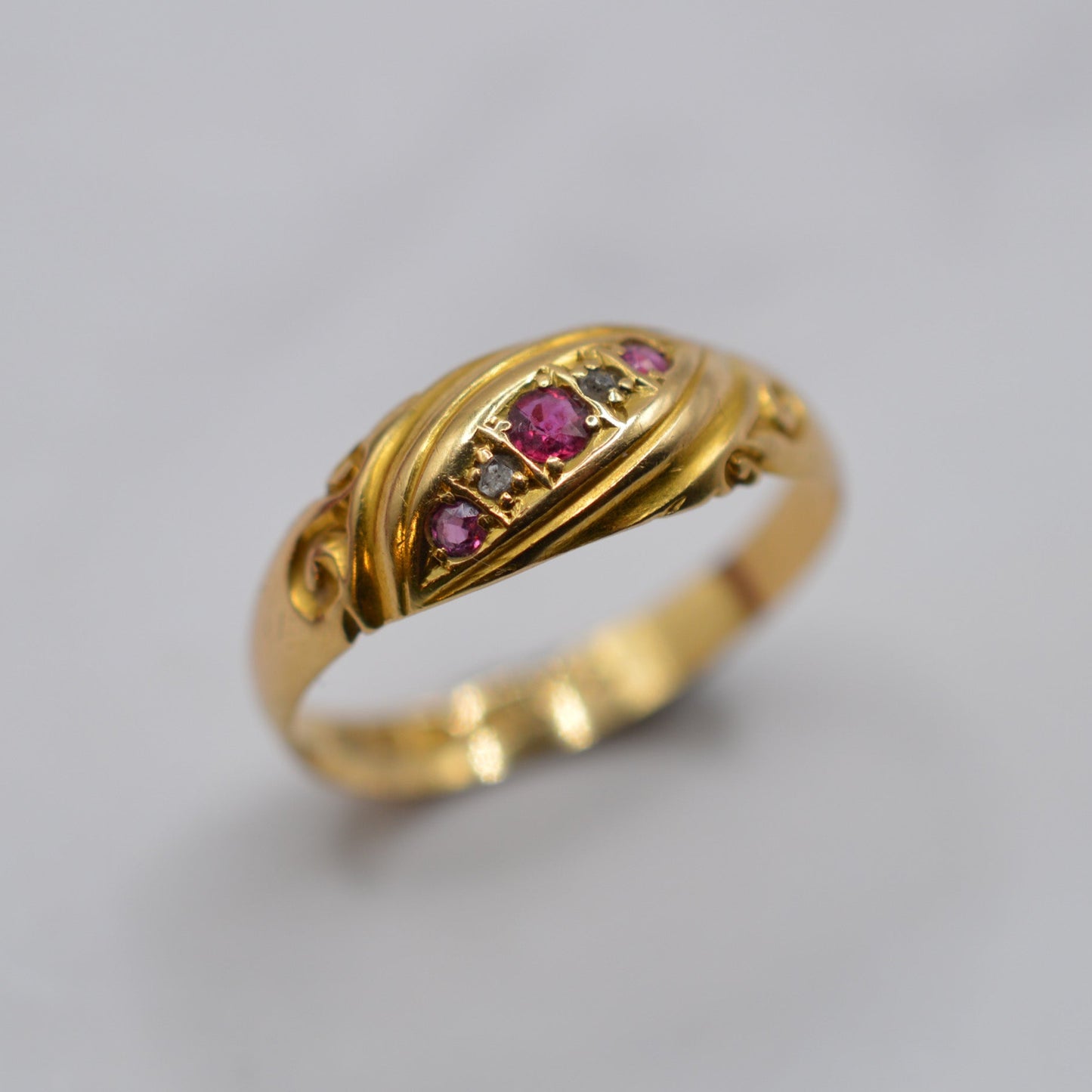 Antique Edwardian 18ct Gold Ruby & Diamond Ring