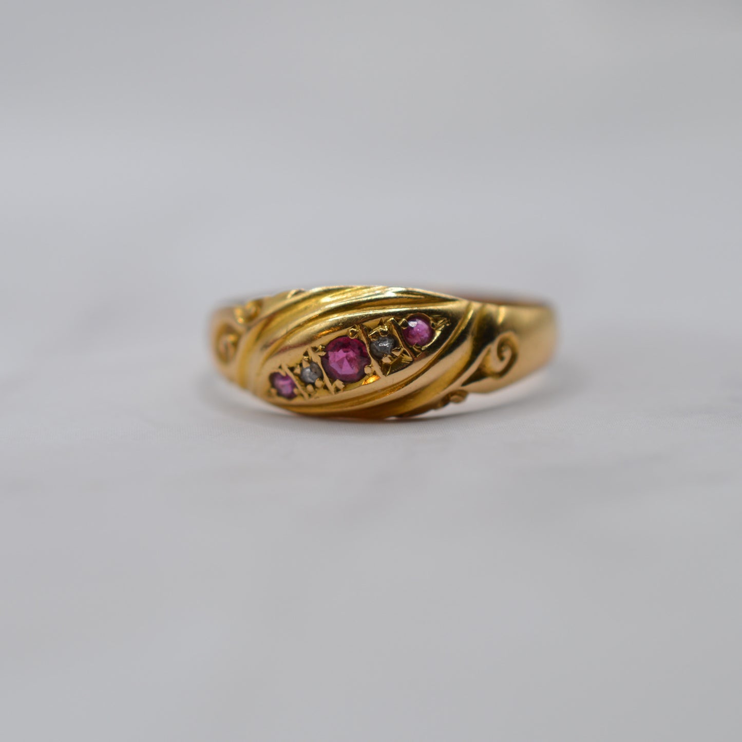Antique Edwardian 18ct Gold Ruby & Diamond Ring