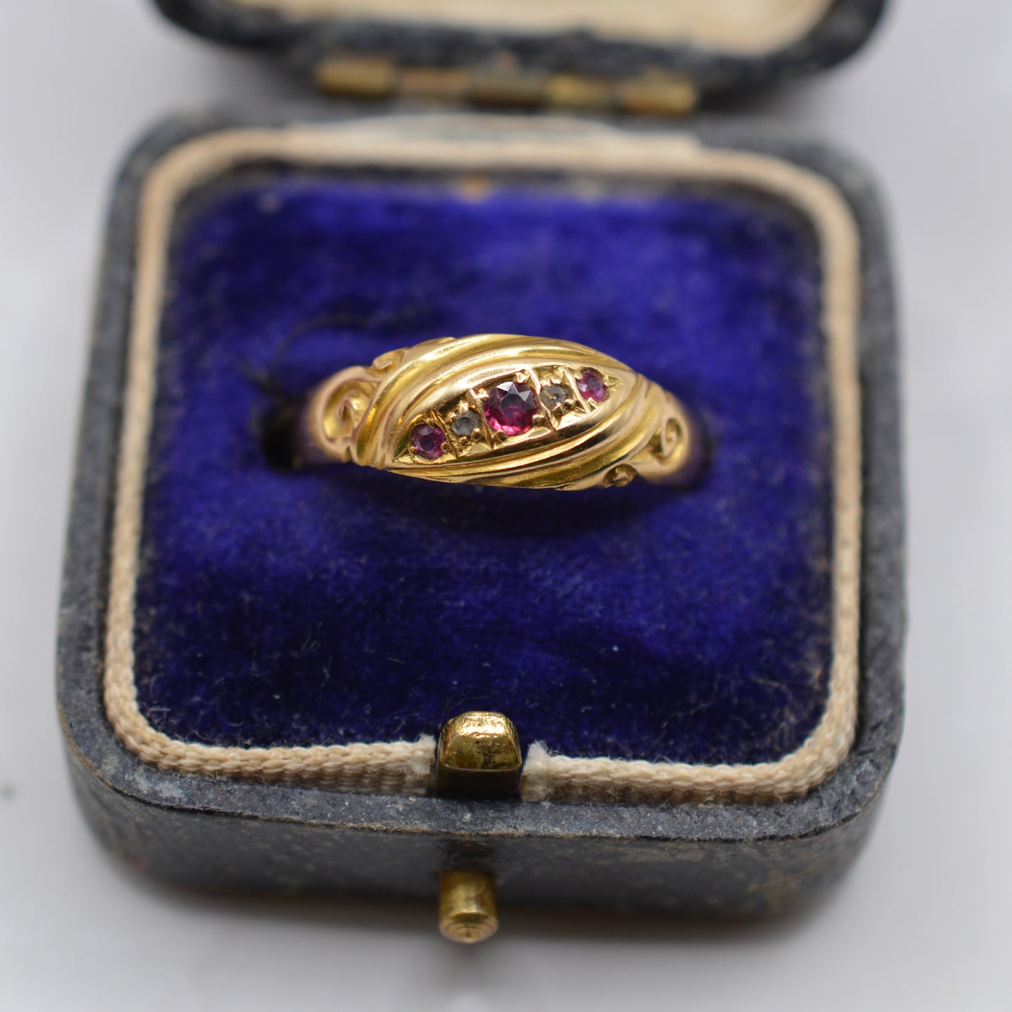Antique Edwardian 18ct Gold Ruby & Diamond Ring