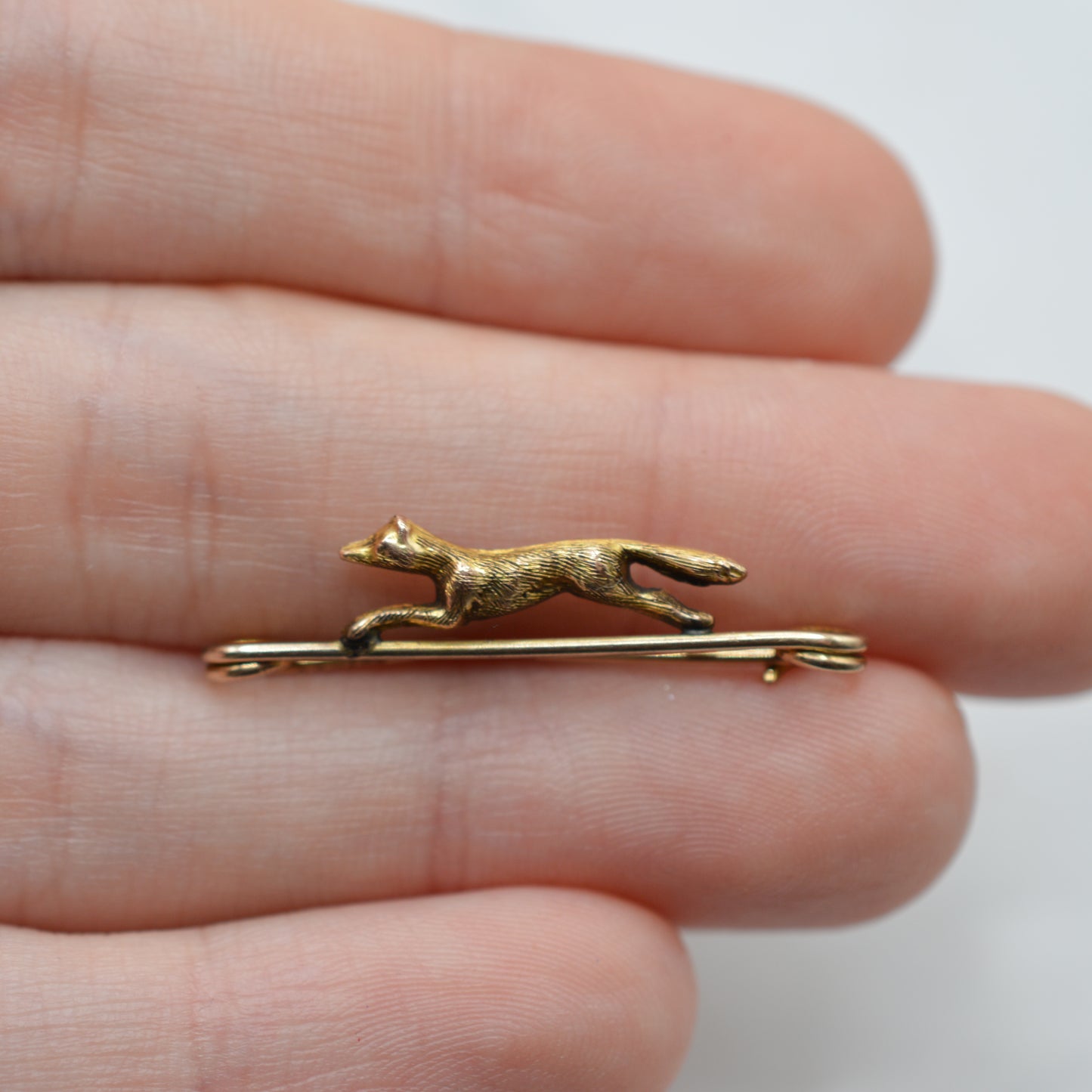 Antique Edwardian 1907 9ct Gold Fox Bar Brooch