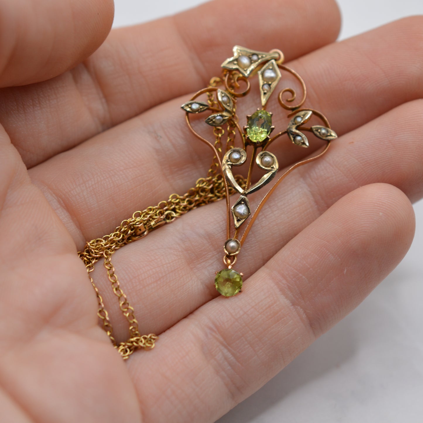 Antique Art Nouveau 1890s 9ct Gold Peridot & Seed Pearl Lavalier Pendant Necklace, 16"