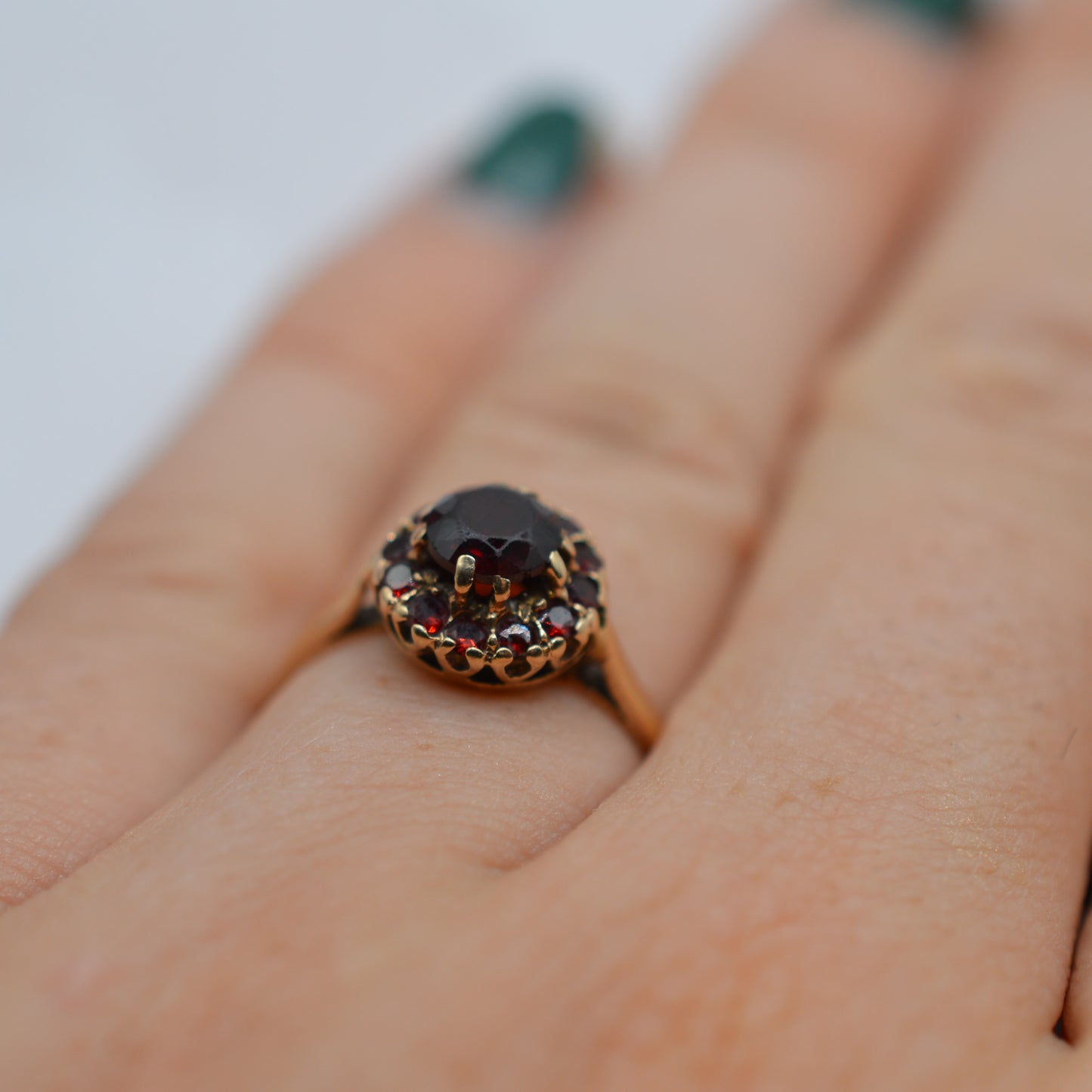 1960s Vintage 9ct Gold Garnet Cluster Ring