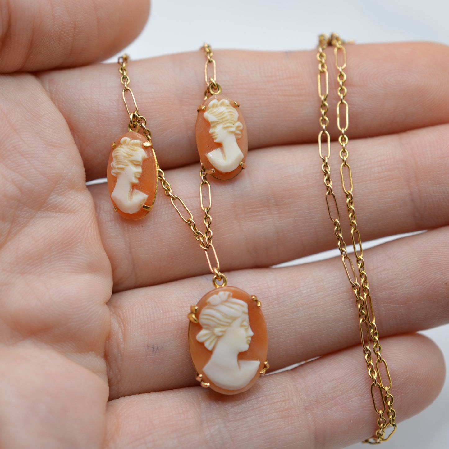 1980s Vintage 9ct Gold Triple Cameo Figaro Necklace