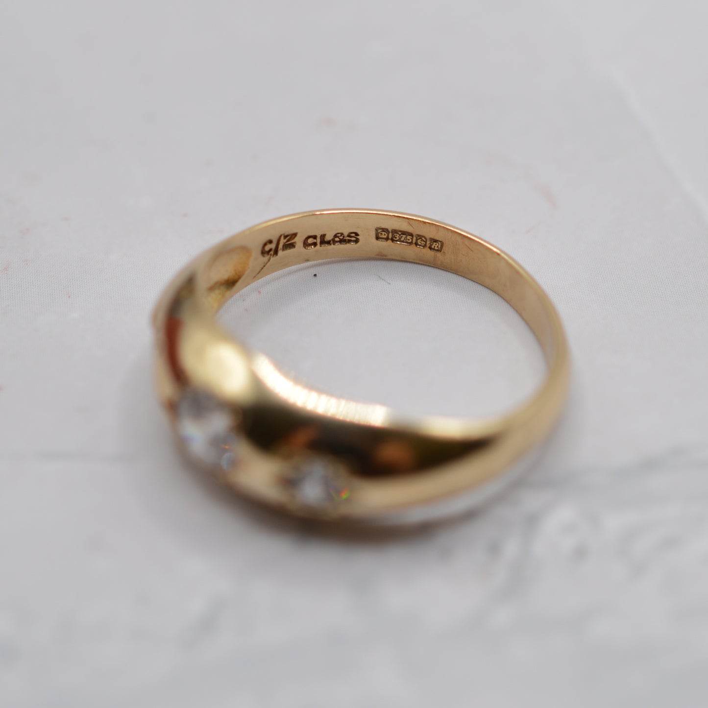 1990s Chunky 9ct Gold Cubic Zirconia Gypsy Trilogy Ring