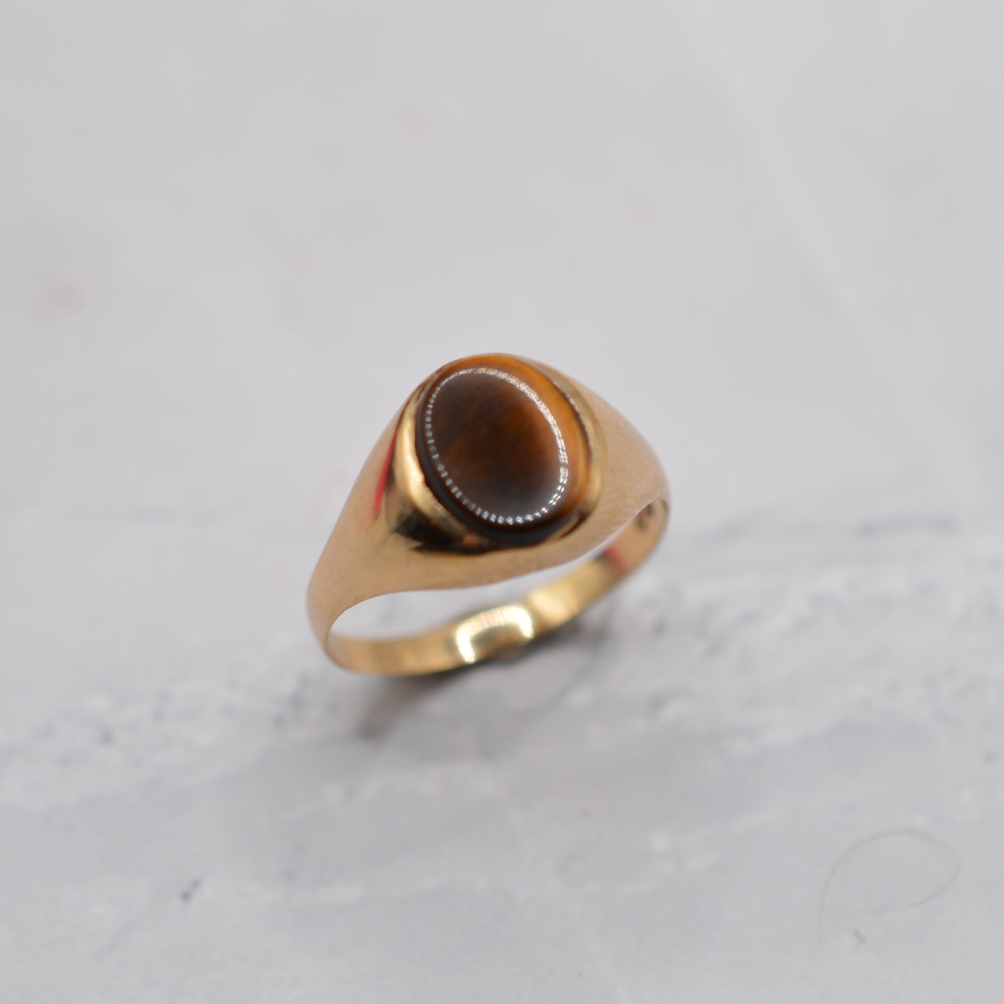 1970s Vintage 9ct Gold Tiger's Eye Signet Ring